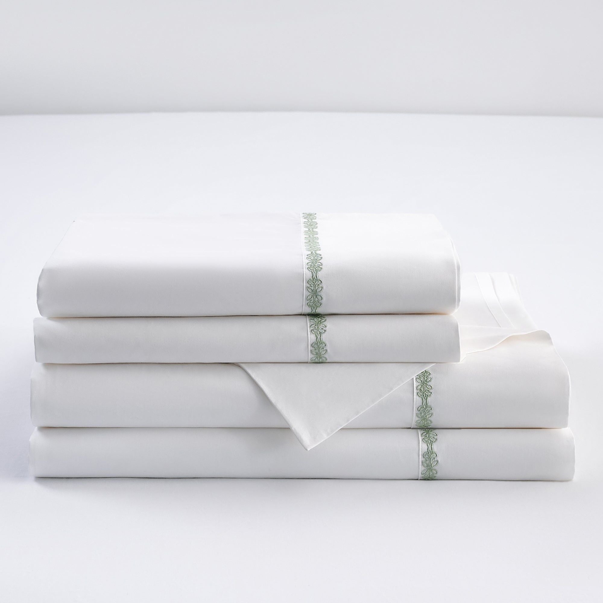 Laurel Sheet - King 350TC Laurel Embroidered Border Sheet Set (Set of 4) - Fern Green