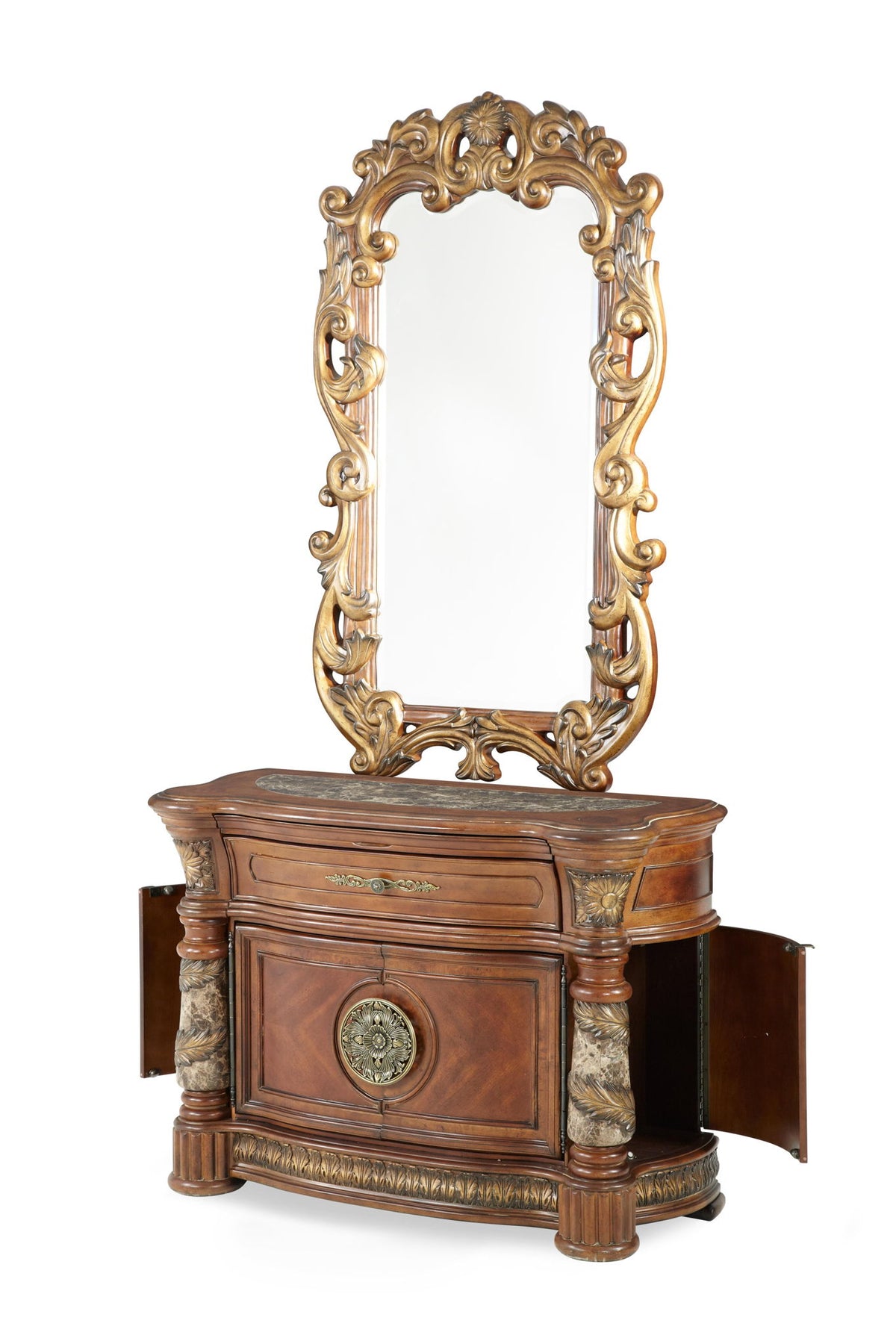 Villa Valencia - Bachelor's Chest