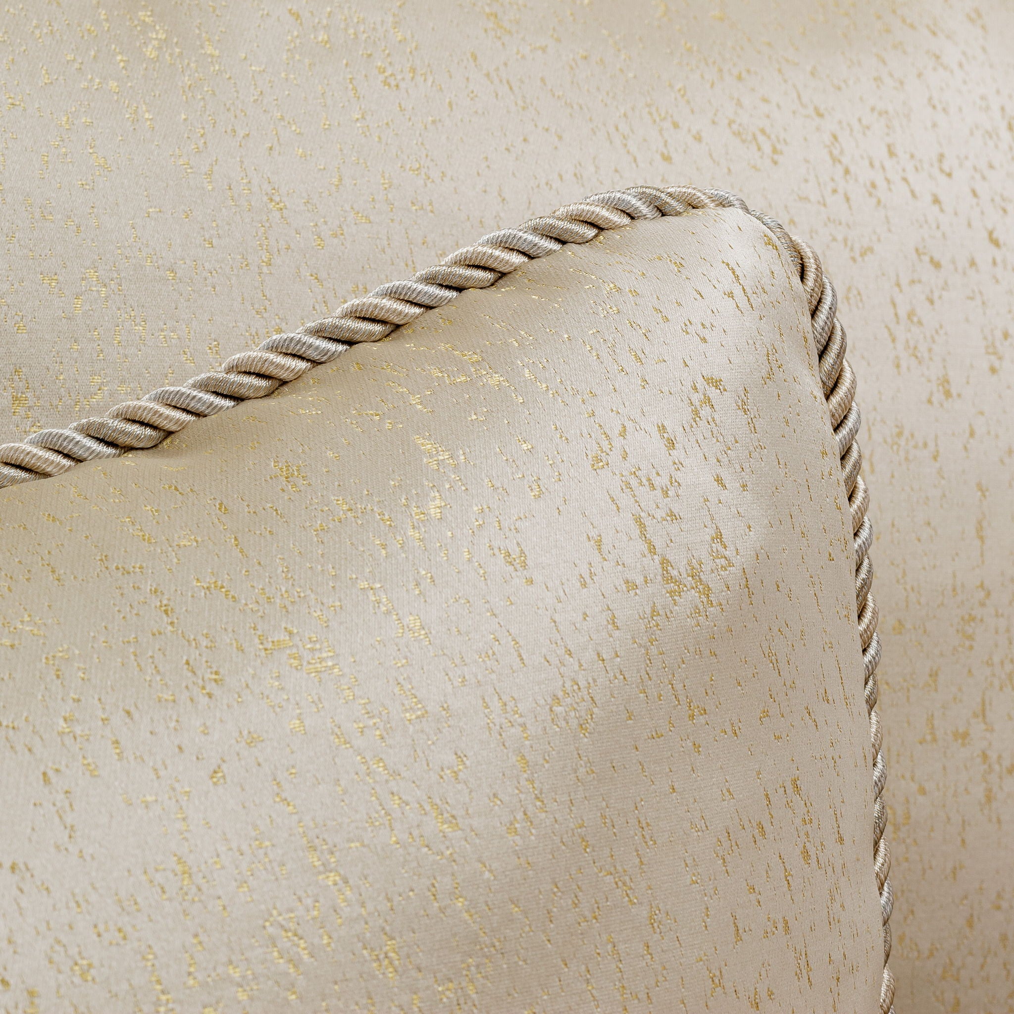 Bennett - 9-Piece Queen Comforter Set - Champagne