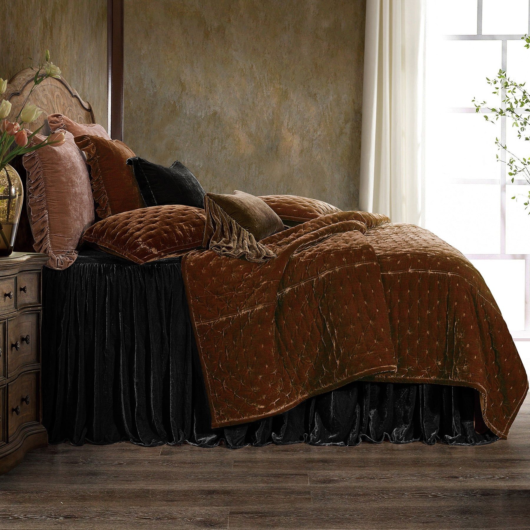 Stella - King Faux Silk Velvet Bedspread Set (Set of 3) - Black