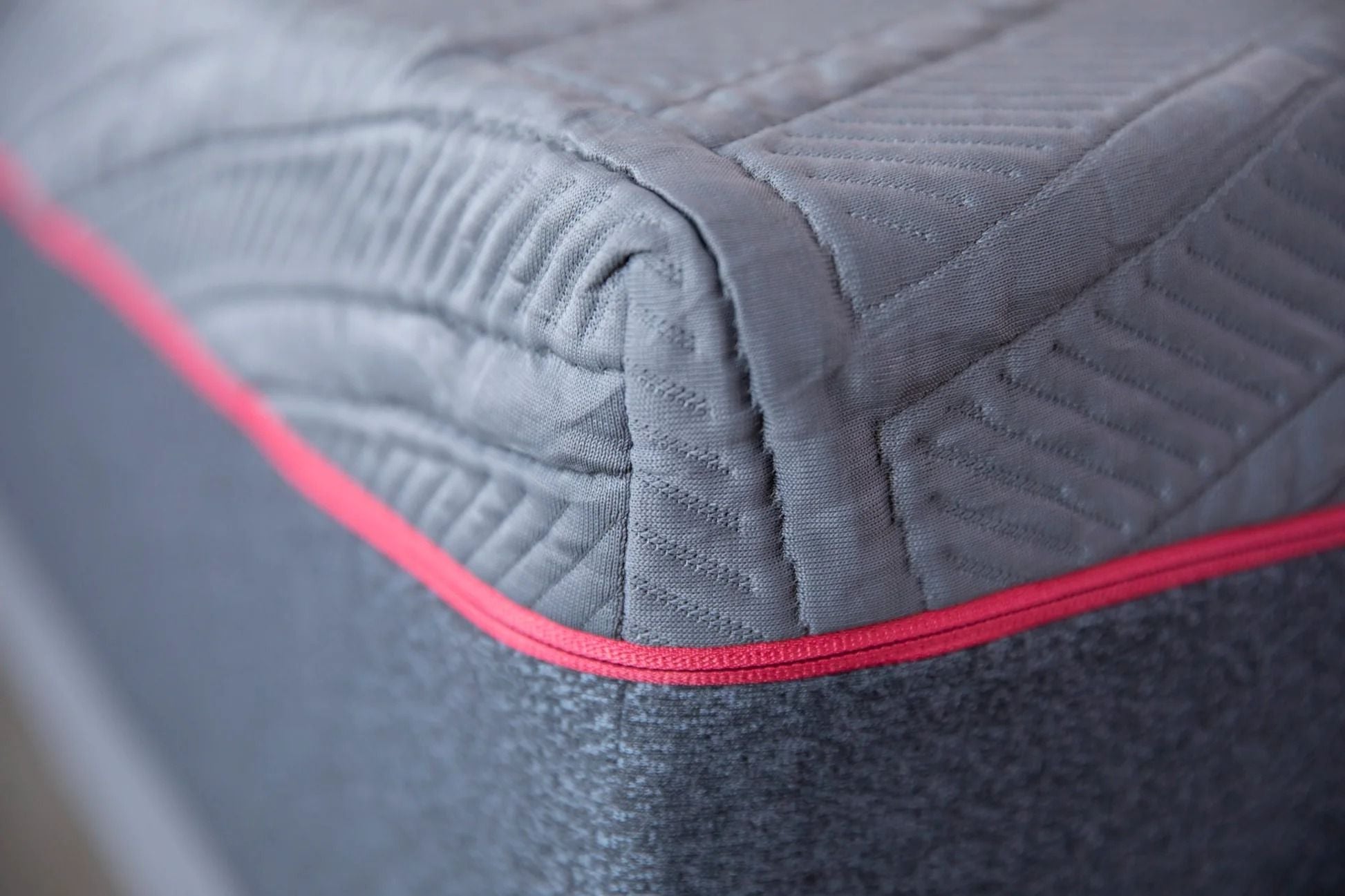 MLILY PowerCool - 2.0 Medium Hybrid Mattress