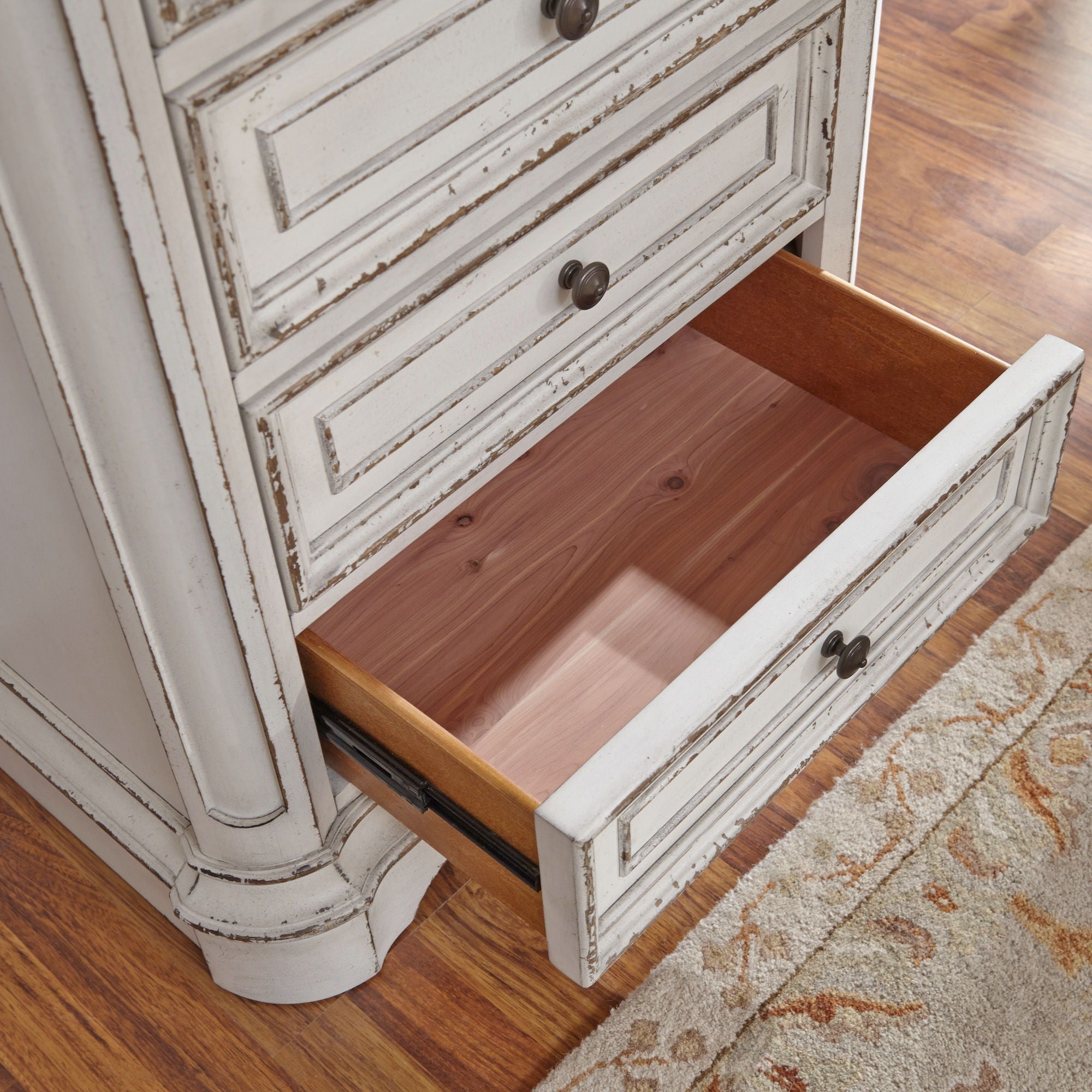 Magnolia Manor - Lingerie Chest - Antique White