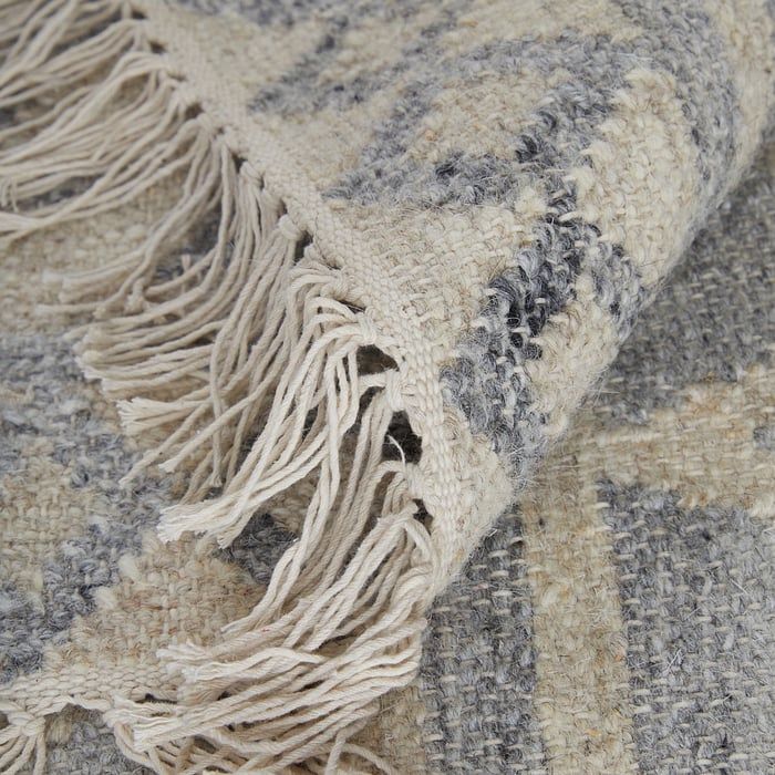 SAVONA Collection - 0794F Light Blue/Ivory