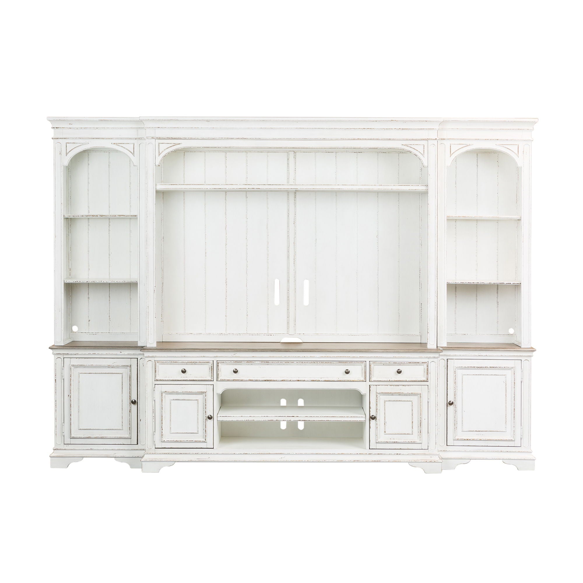 Magnolia Manor - Entertainment Center