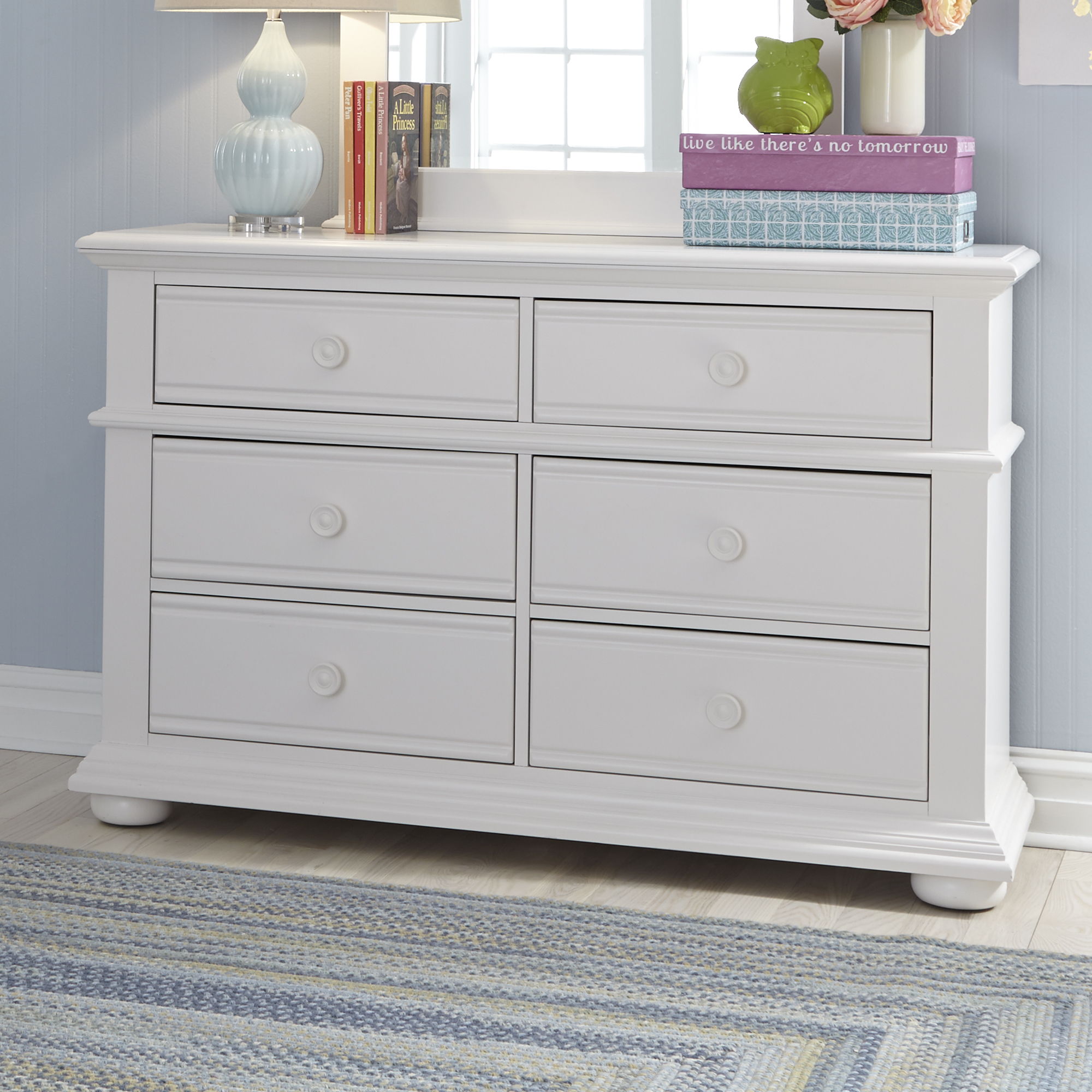 Summer House - Dresser