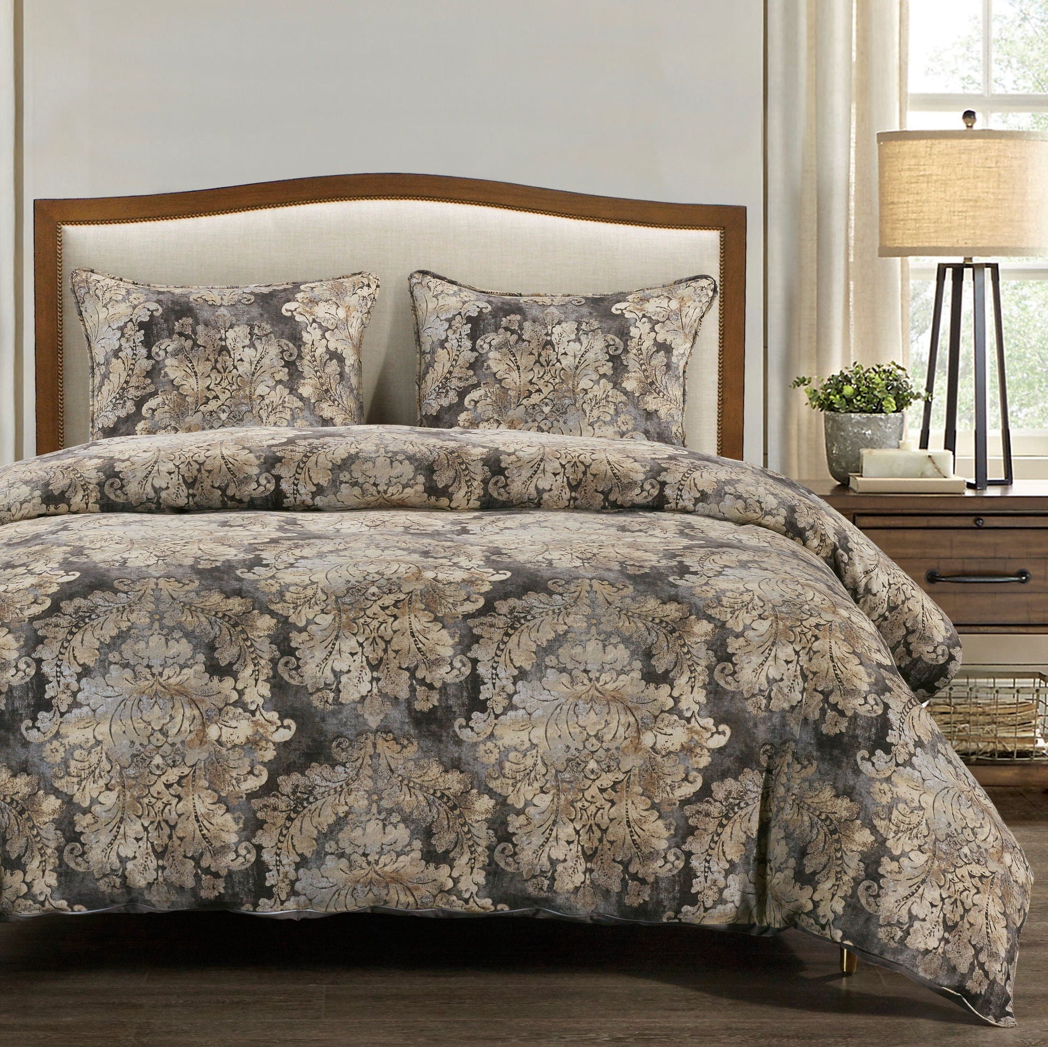 Victoria - King Washed Linen Duvet Cover Set (Set of 3) - Multi Color