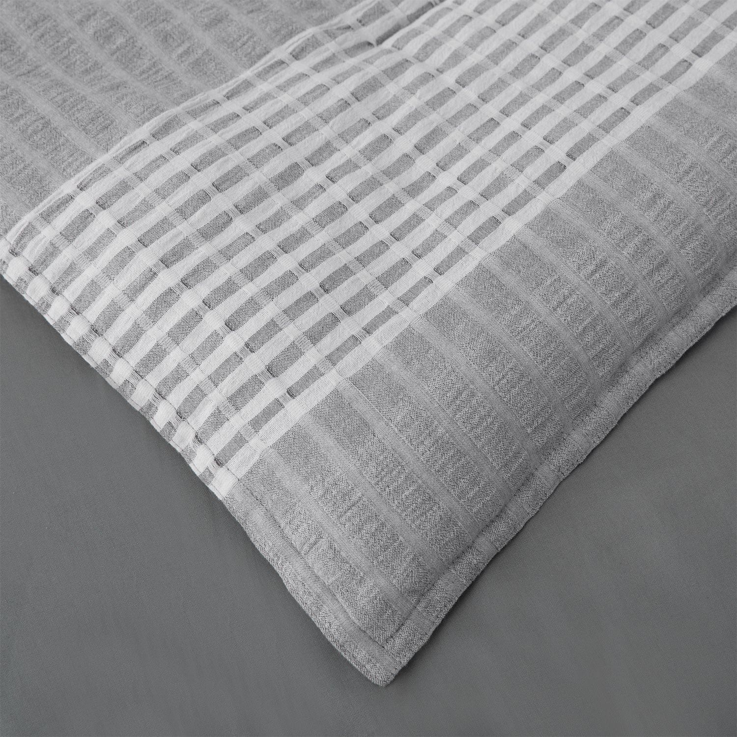 Lane - Queen Stripe Duvet Cover Set (Set of 3) - Gray