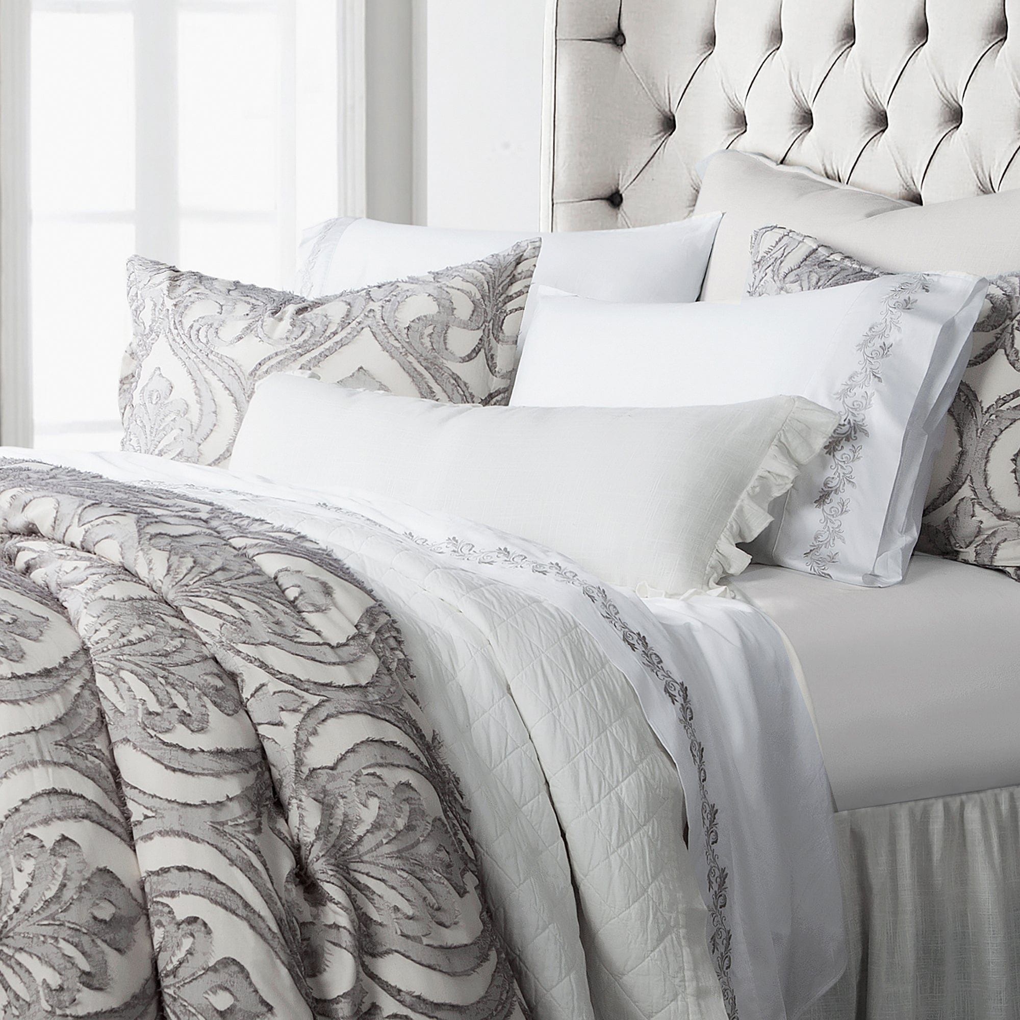 Nicole - Queen Damask Duvet Cover Set (Set of 3) - Gray