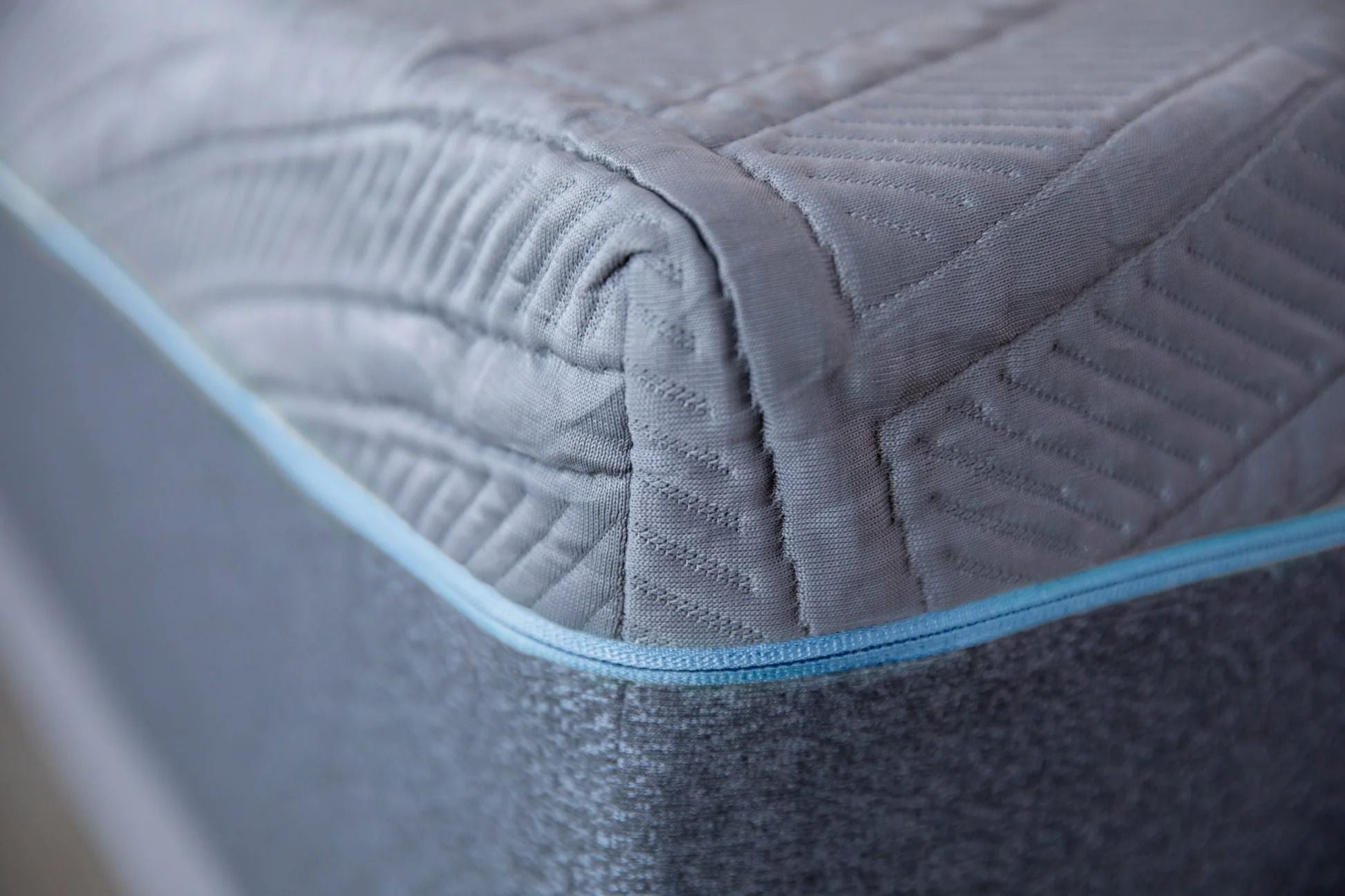 MLILY PowerCool - 1.0 Firm Hybrid Mattress