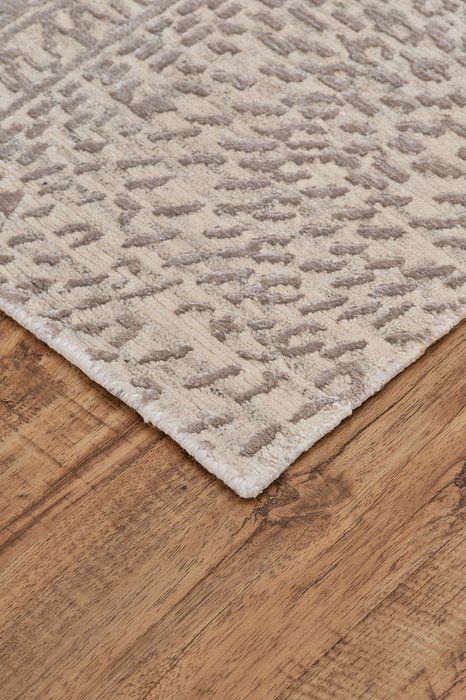 HAYDEN Collection - 6043L Natural