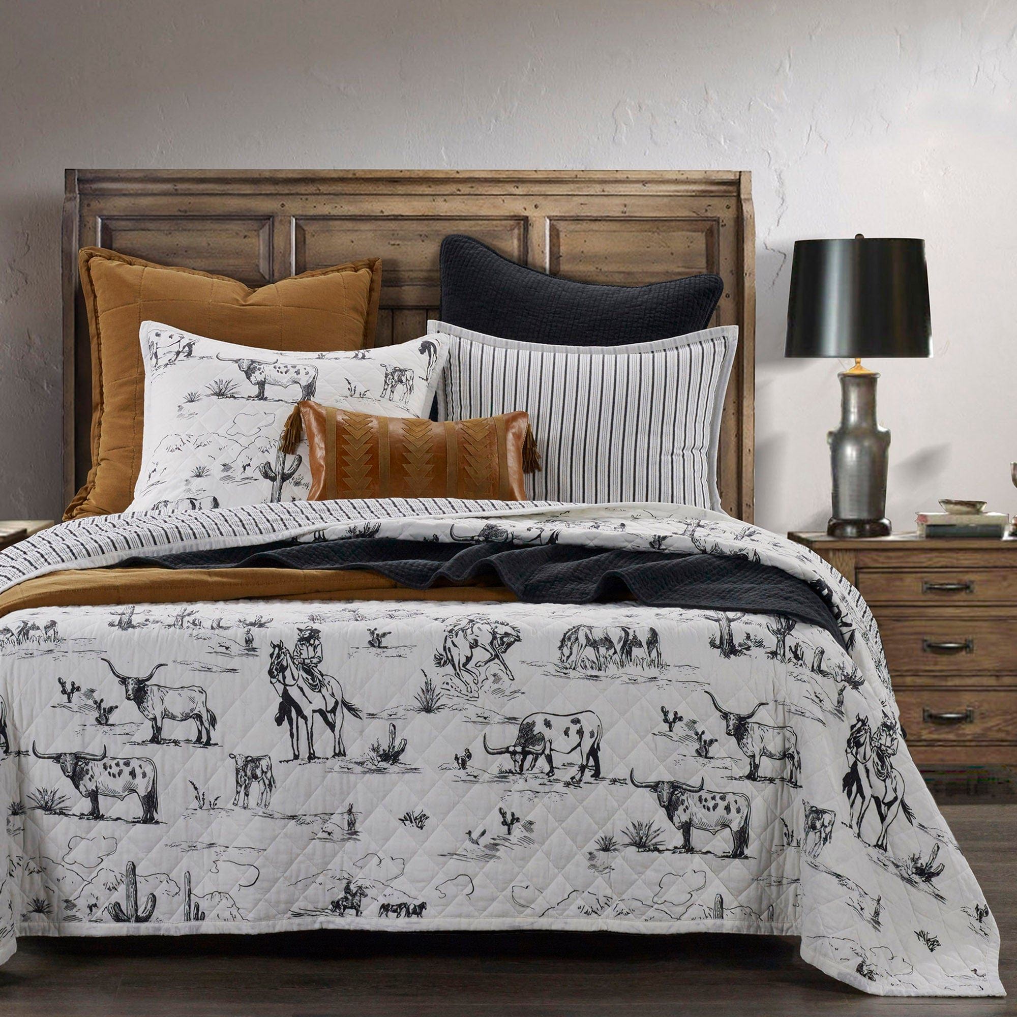 Ranch Life - Full/Queen Western Toile Reversible Quilt Set (Set of 3) - Black