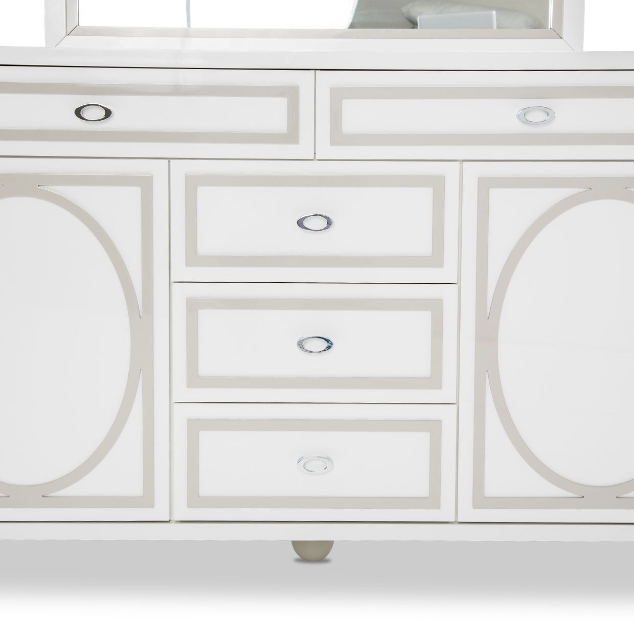 Sky Tower - Dresser