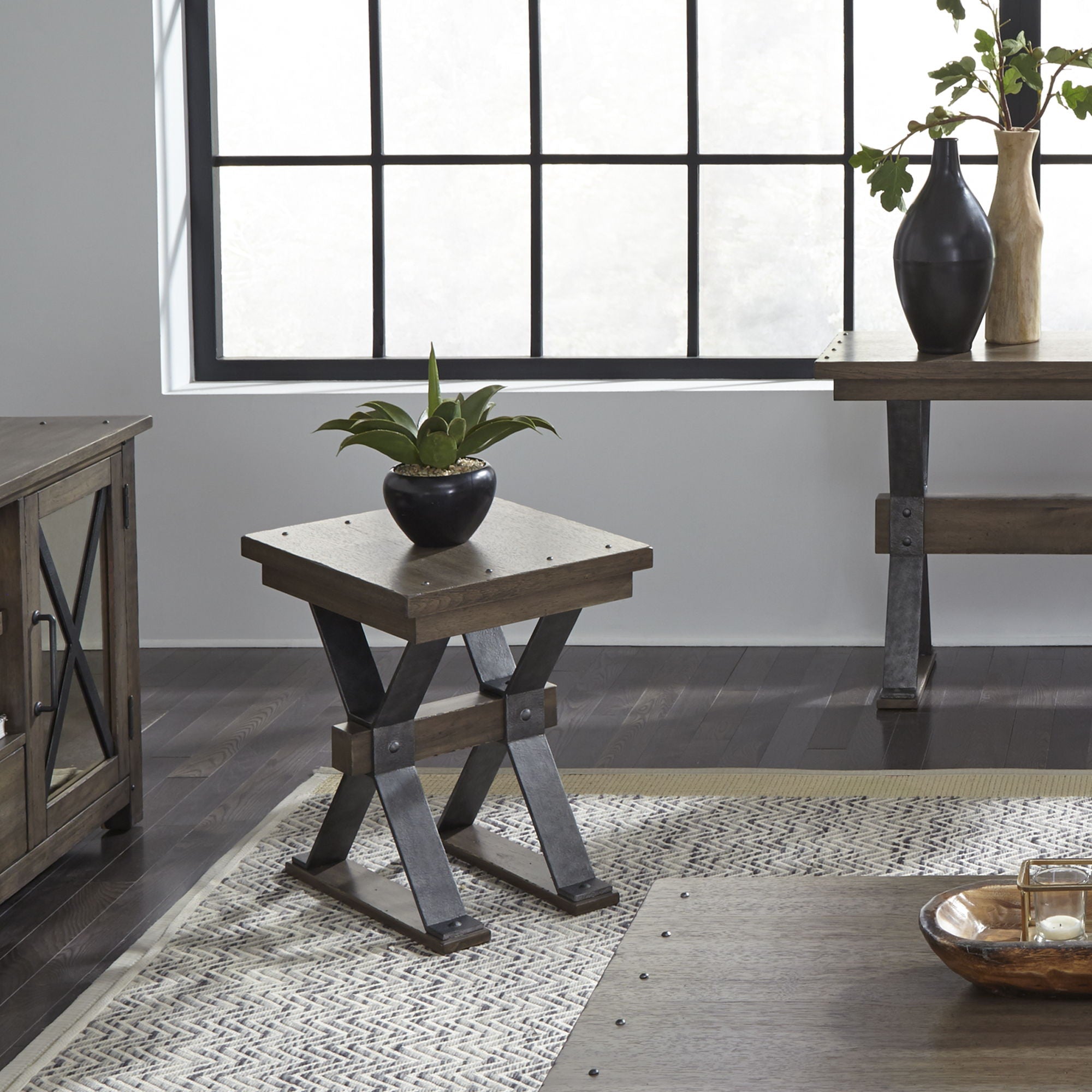 Sonoma Road - Chair Side Table - Weathered Beaten Bark
