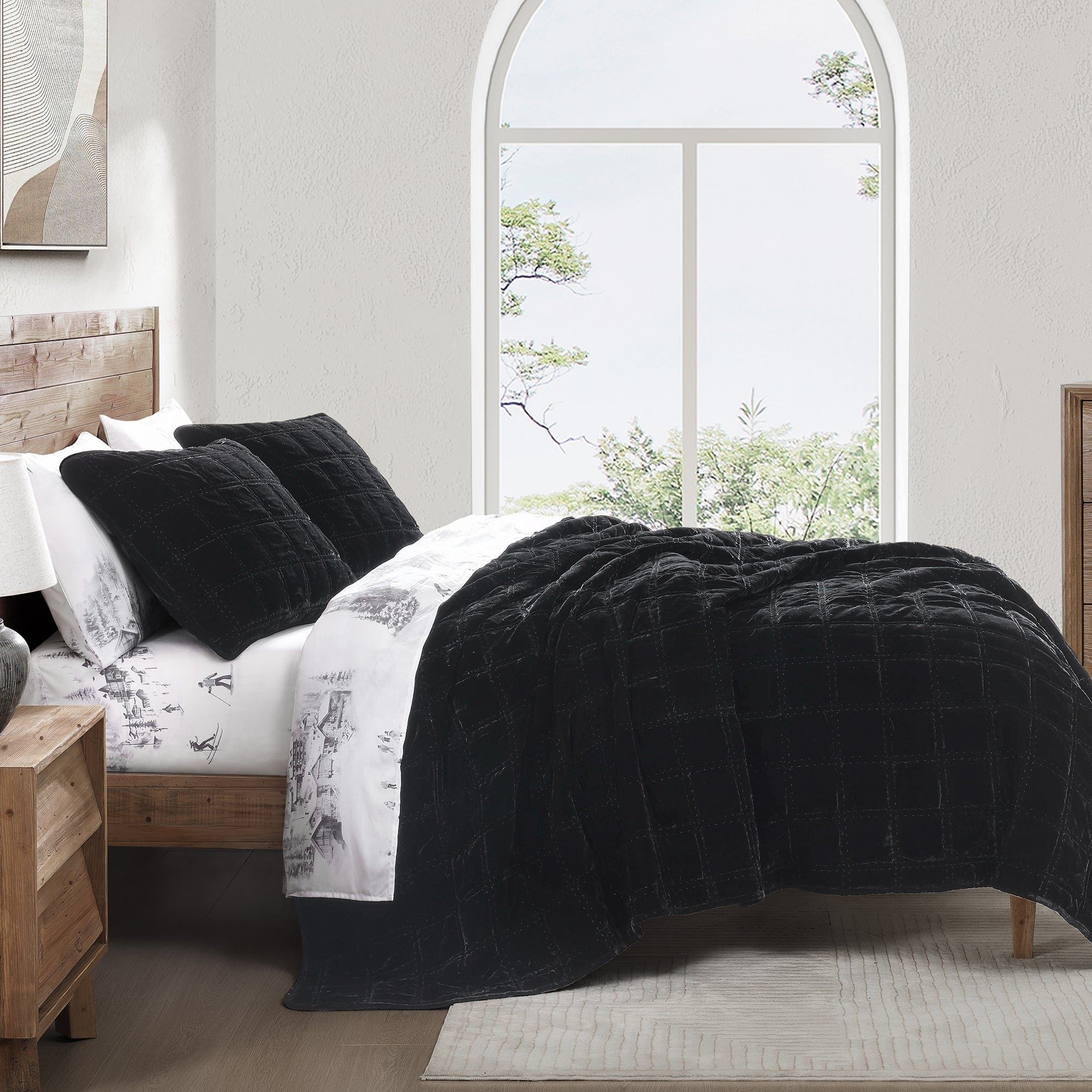 Stella - King Faux Silk Velvet Double Box Stitch Quilt Set (Set of 3) - Black