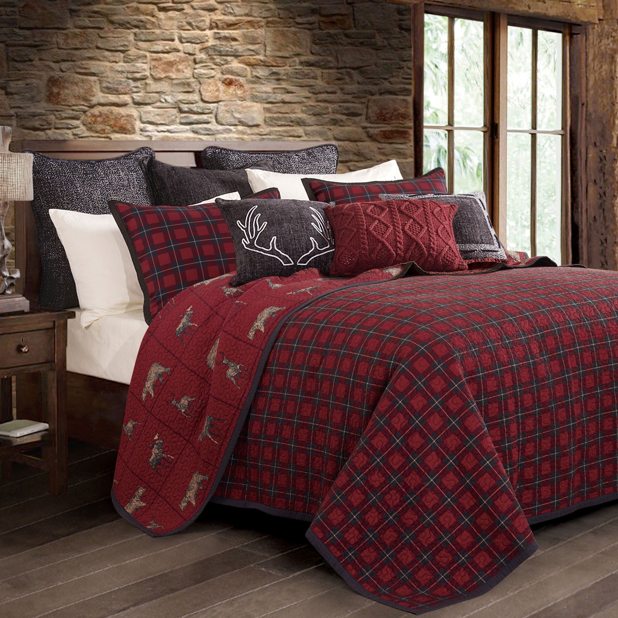 Woodland Plaid - Full/Queen Reversible Quilt Set (Set of 3) - Red / Navy