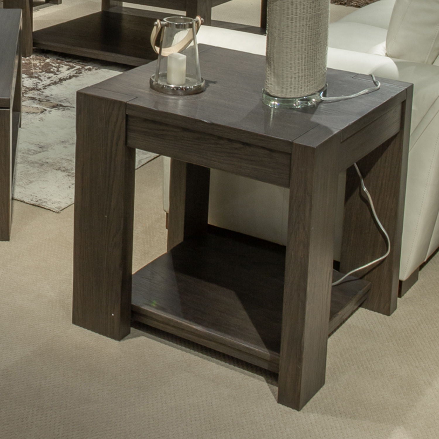 Lennox Hill - Table