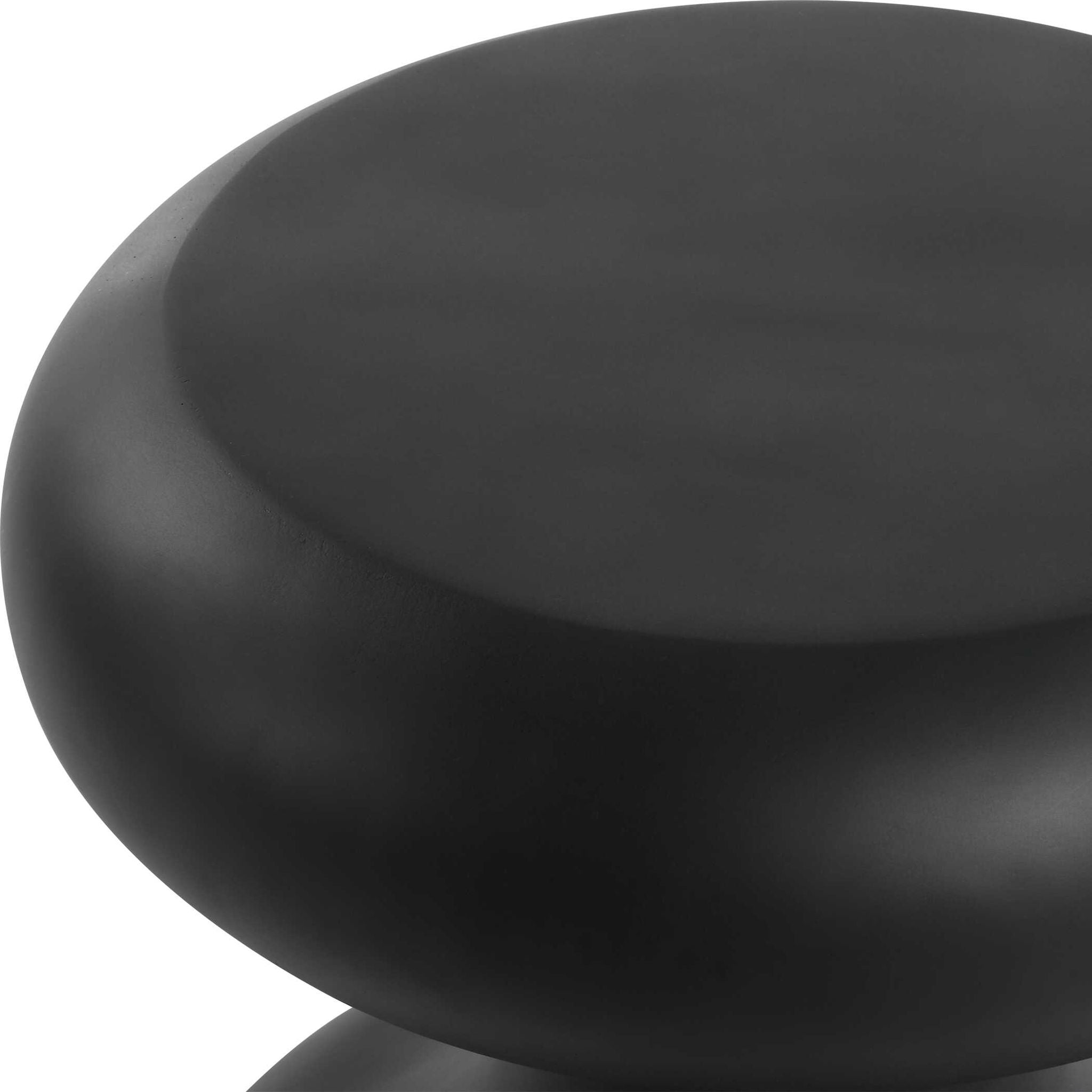 Robles - Outdoor Accent Table - Black