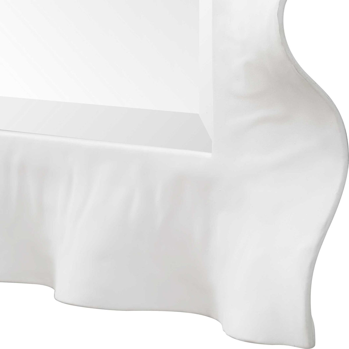 Haya - White Scalloped Mirror