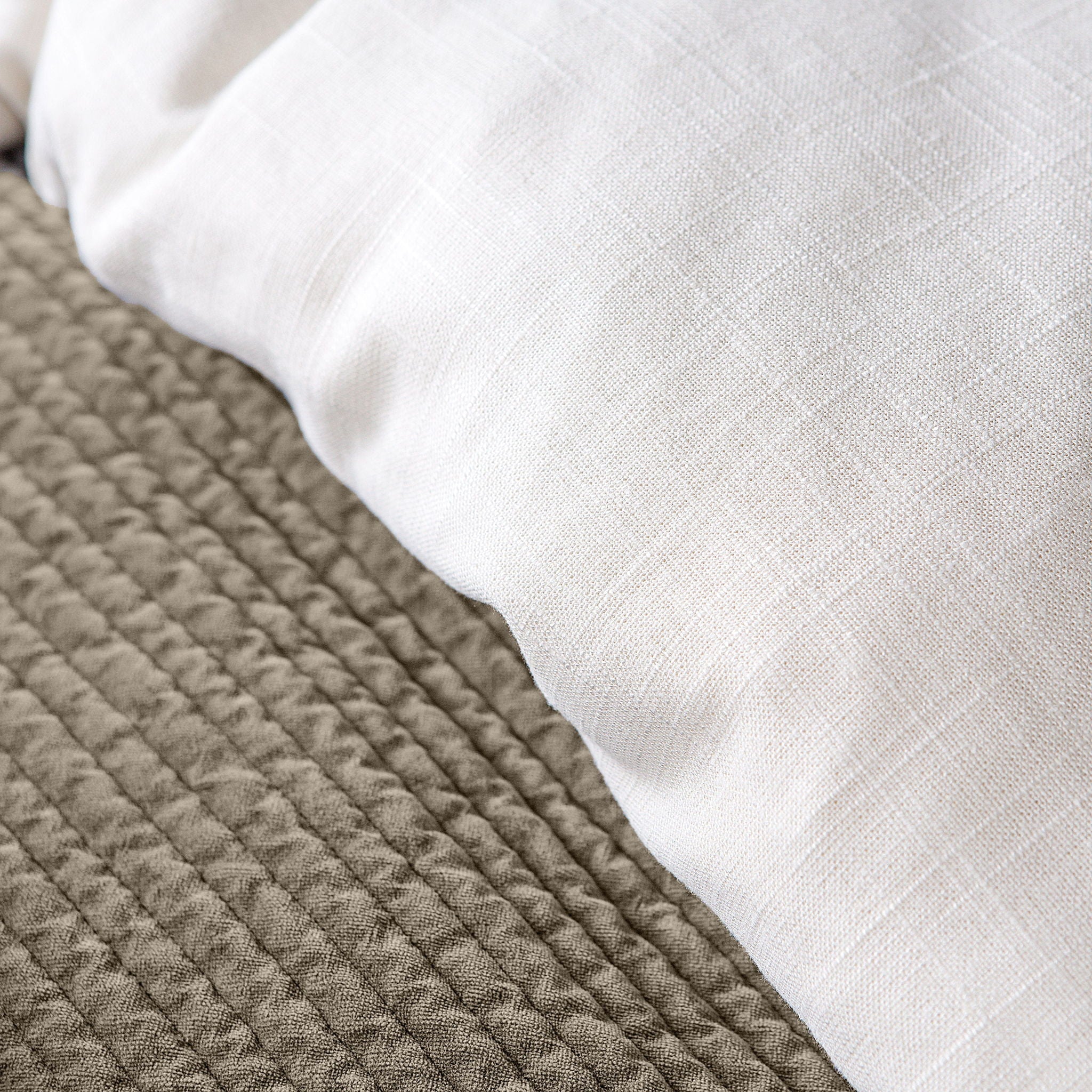 Hera - Queen Washed Linen Flange Duvet Cover Set (Set of 3) - White