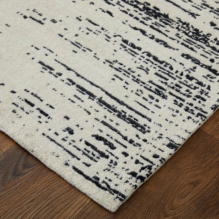 CODA Collection - 8928F Black/White