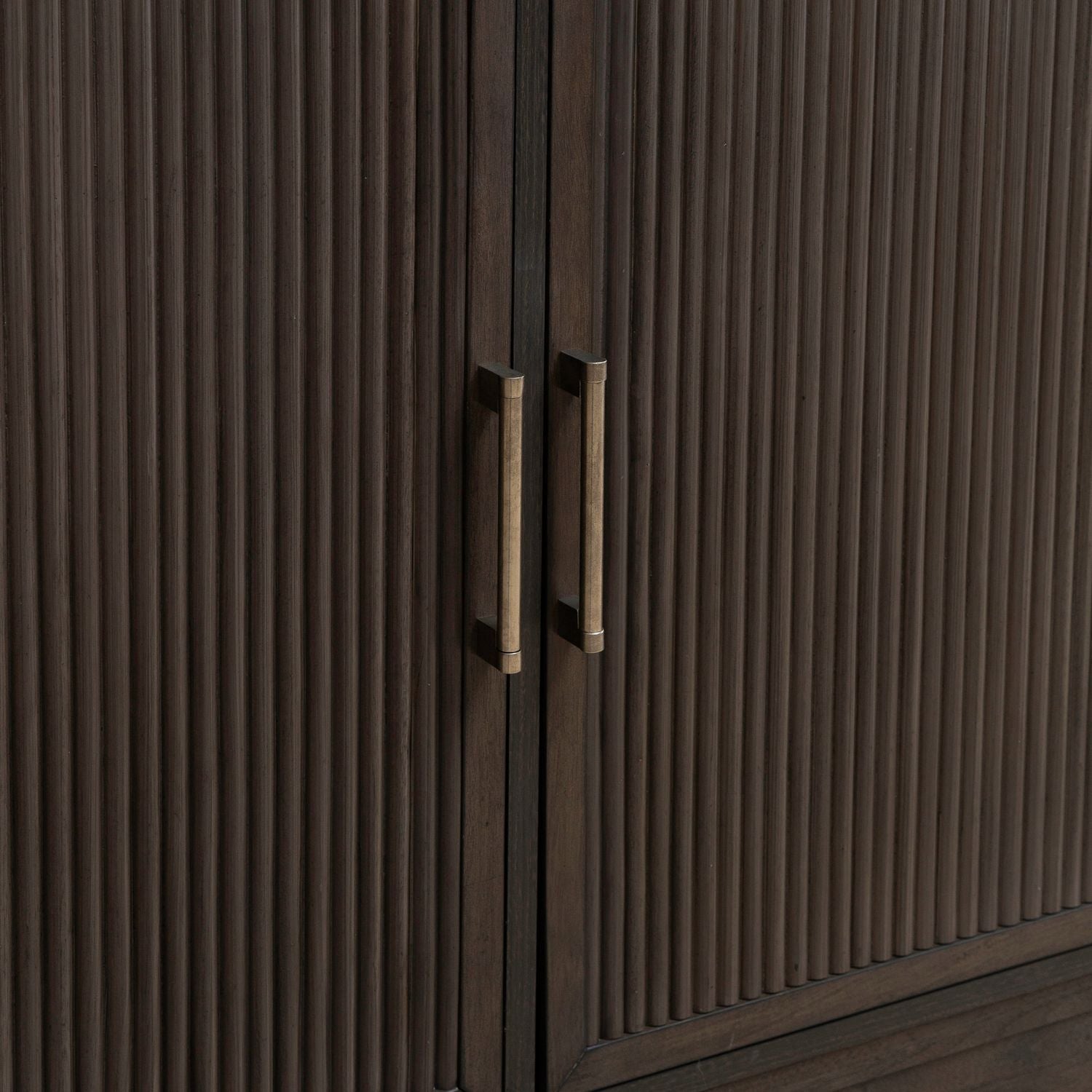 Modern Edge - Dressing Chest - Caffe