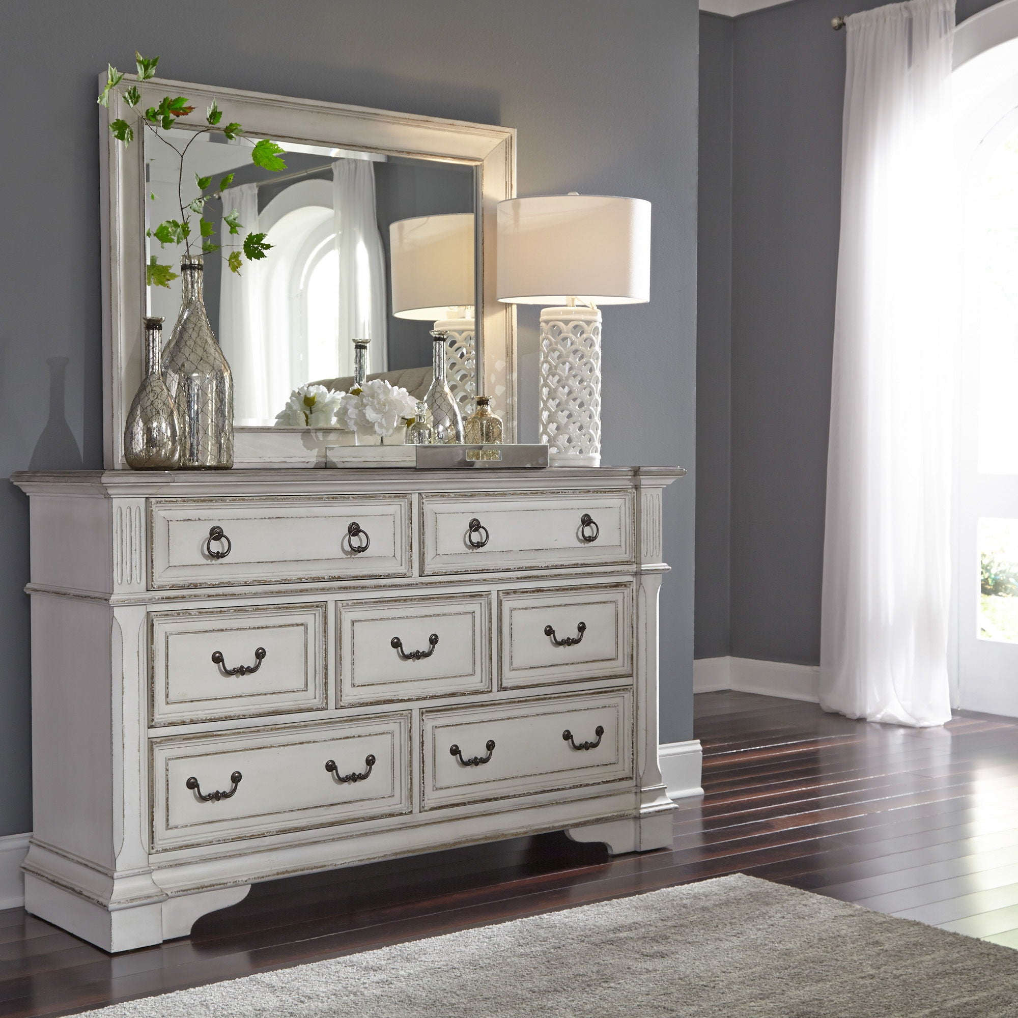 Abbey Park - Dresser & Mirror - Antique White