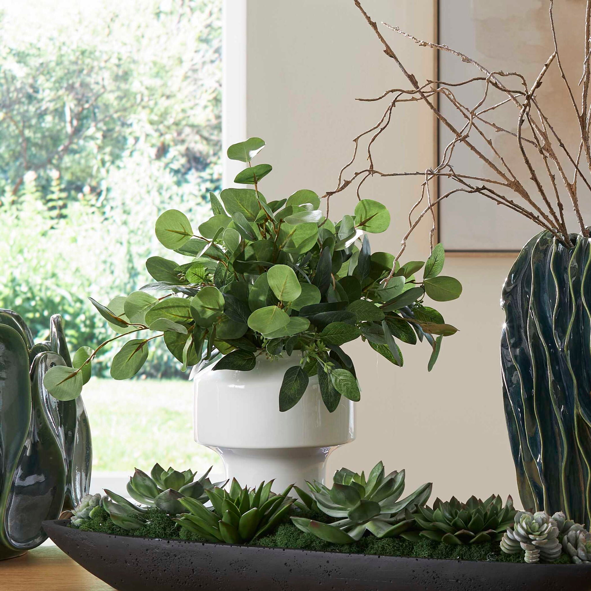 Essence Eucalyptus - Accent & Vase - Green / White
