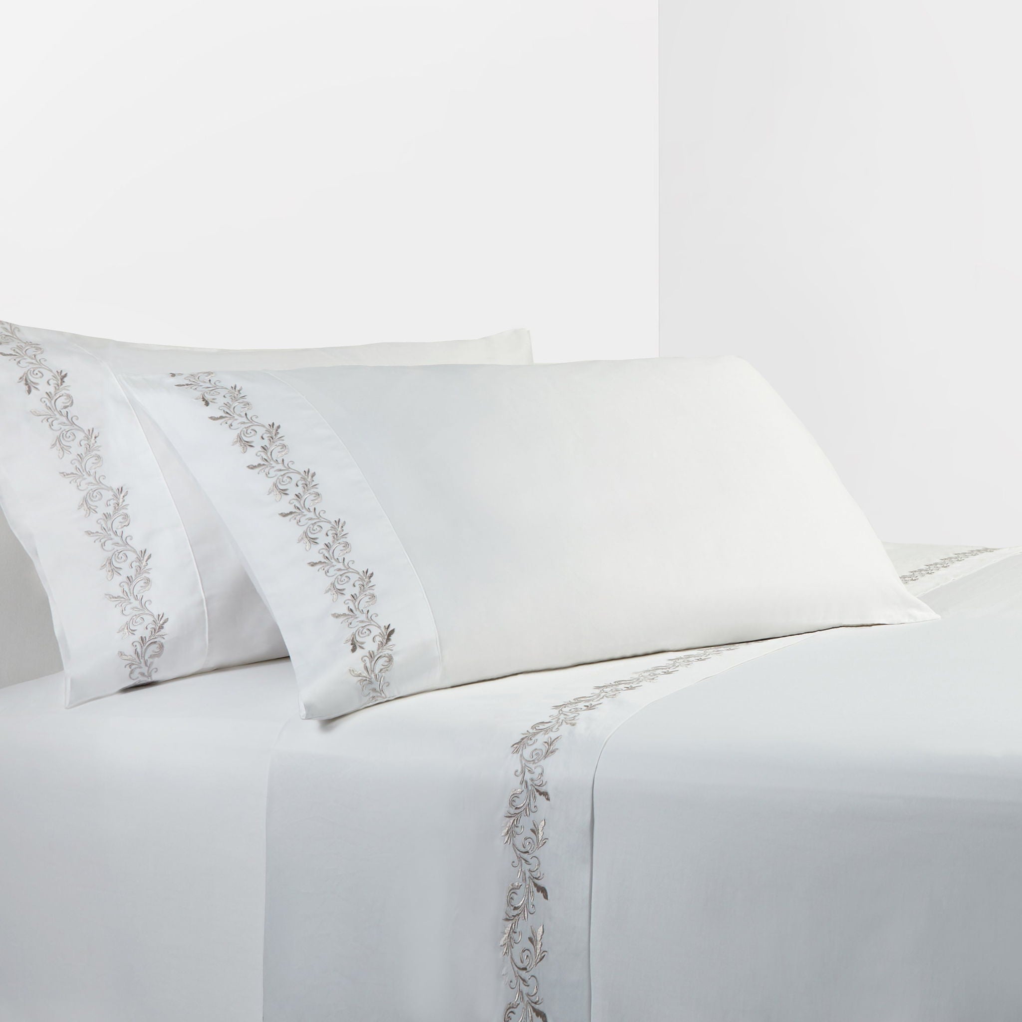 Scroll Sheet - Queen 350TC Gray Scroll Embroidered Sheet Set (Set of 4) - White