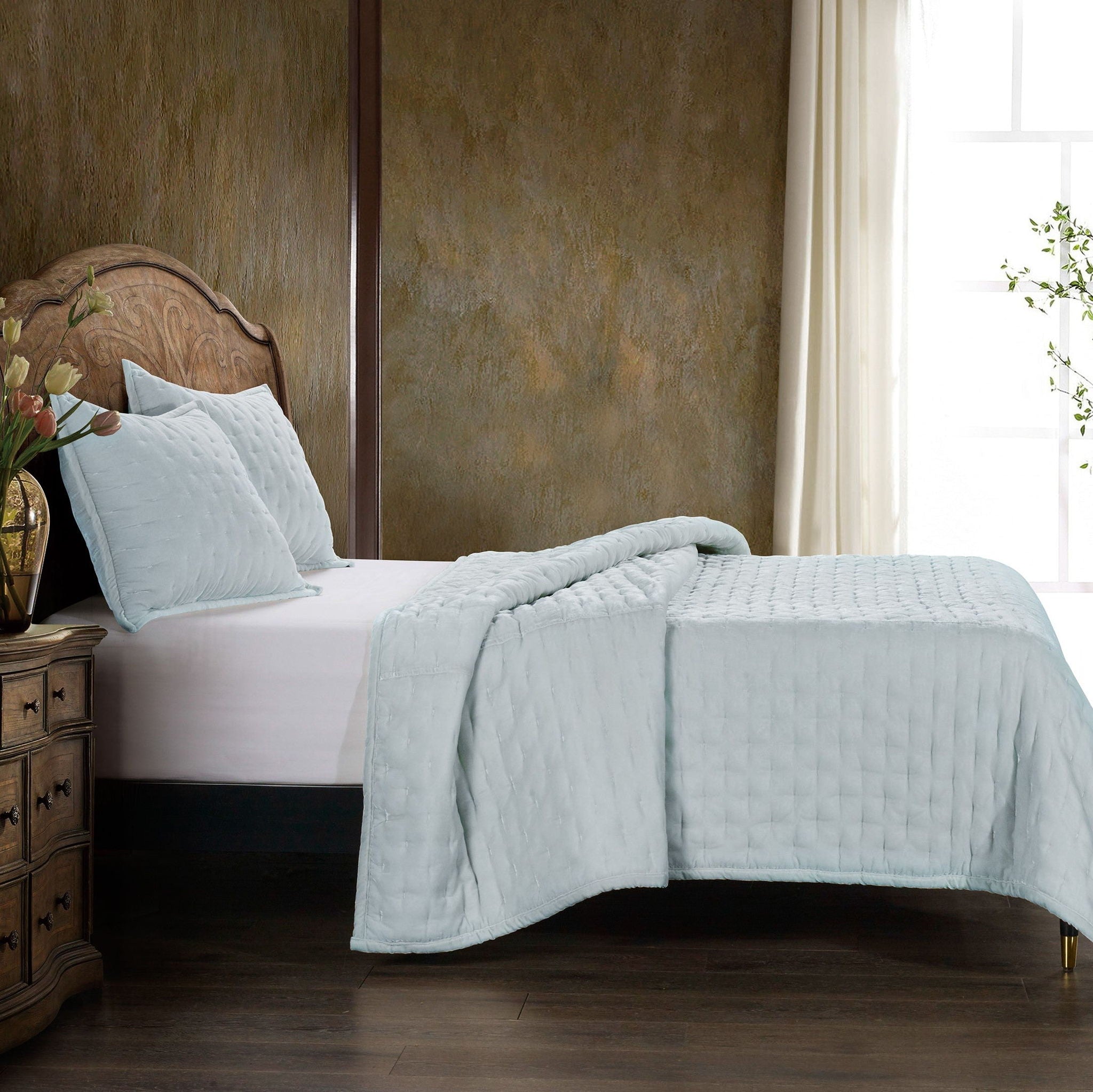 Stella - Twin Faux Silk Velvet Pintuck Quilt - Icy Blue