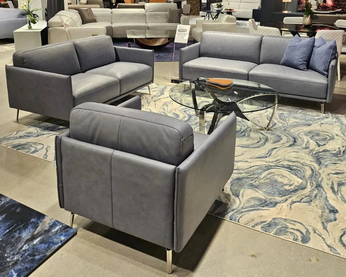 Anzio Loveseat