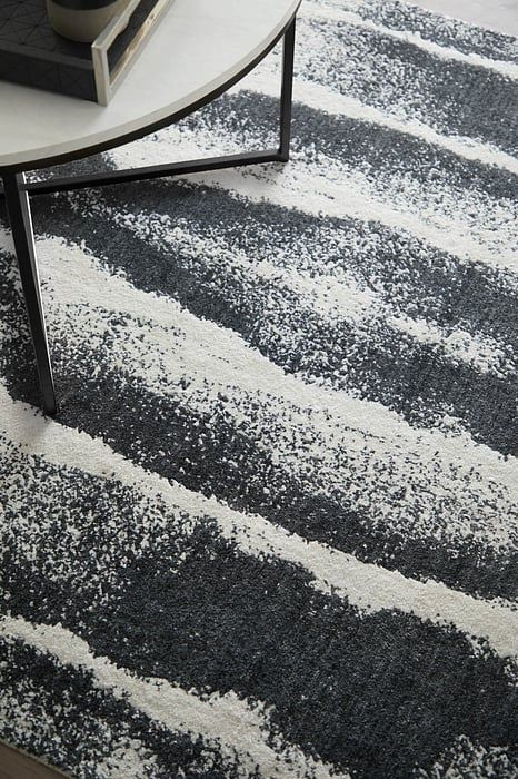 CODA Collection - 8930F Black/White