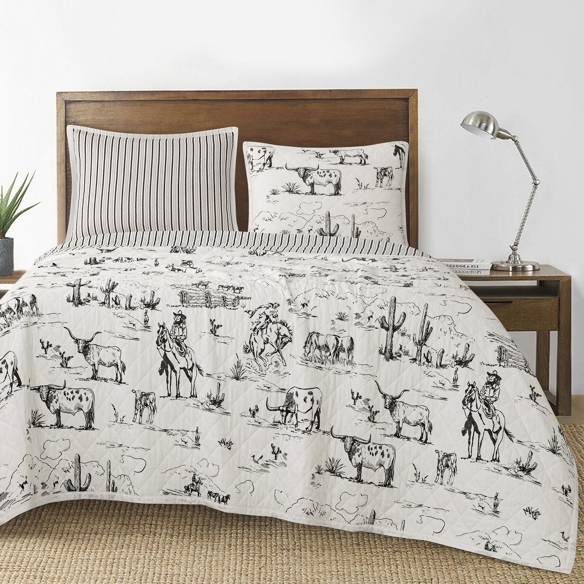 Ranch Life - Full/Queen Western Toile Reversible Quilt Set (Set of 3) - Black