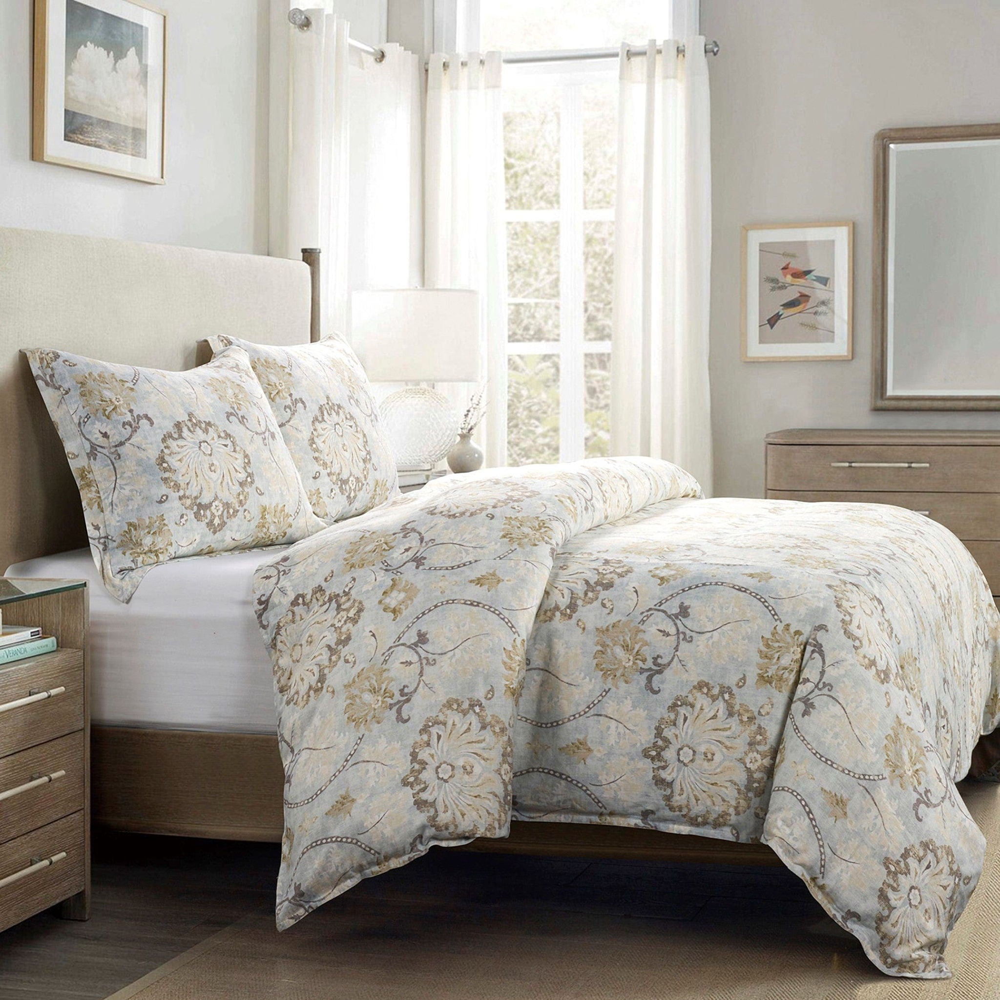 Dalia - Queen Comforter Set (Set of 3) - Light Blue