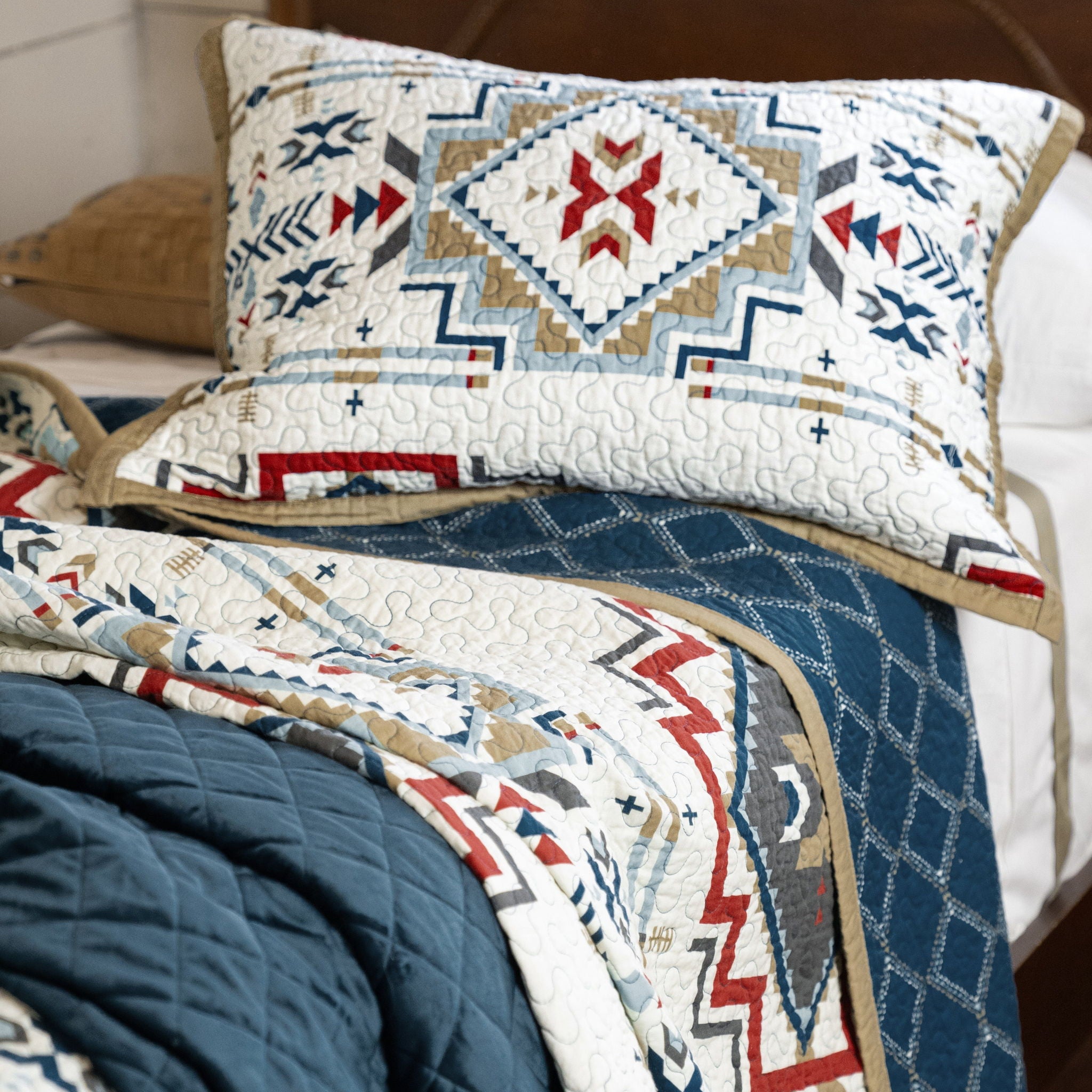 Spirit Valley - Full/Queen Quilt Set (Set of 3) - Teal