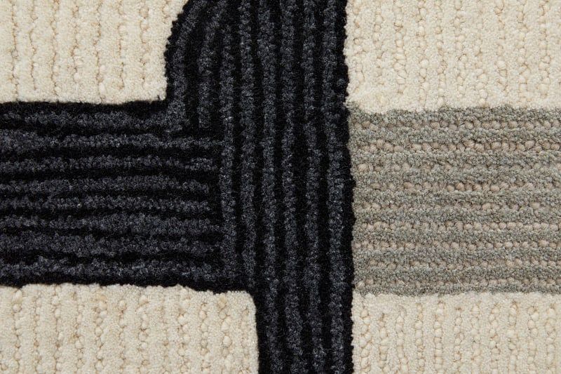 MAGUIRE Collection - 8905F Ivory/Black