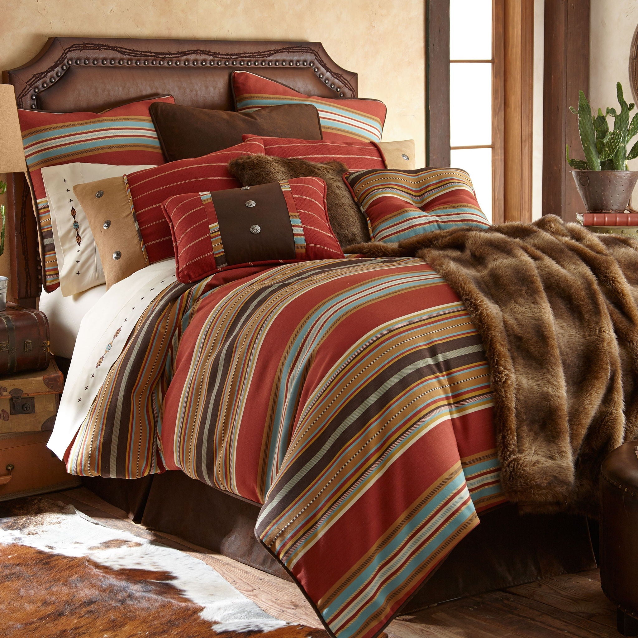 Calhoun - Full Comforter Set (Set of 5) - Red / Brown