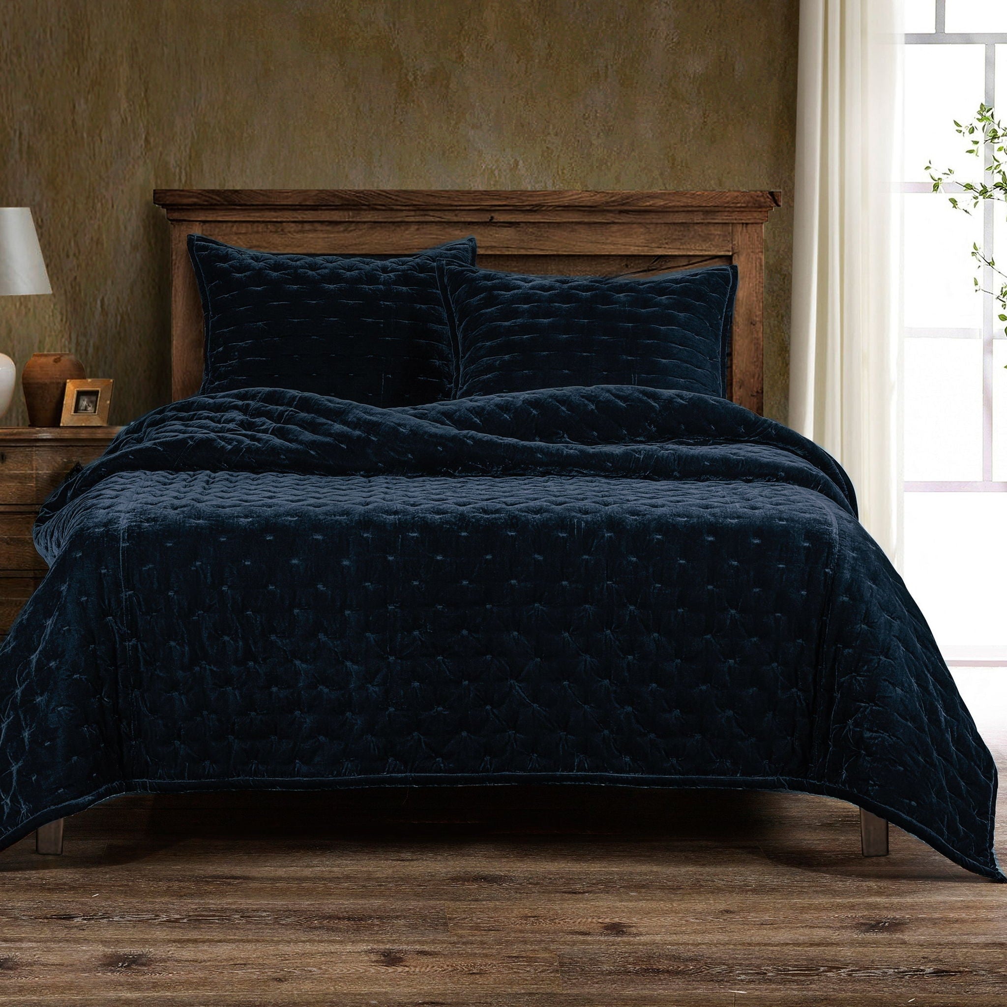 Stella - Full/Queen Faux Silk Velvet Pintuck Quilt Set (Set of 3) - Midnight Blue