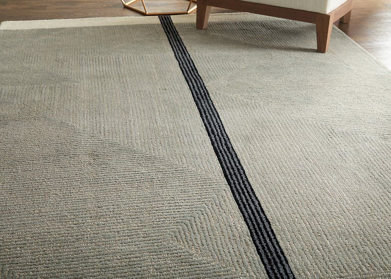 MAGUIRE Collection - 8904F Gray/Black
