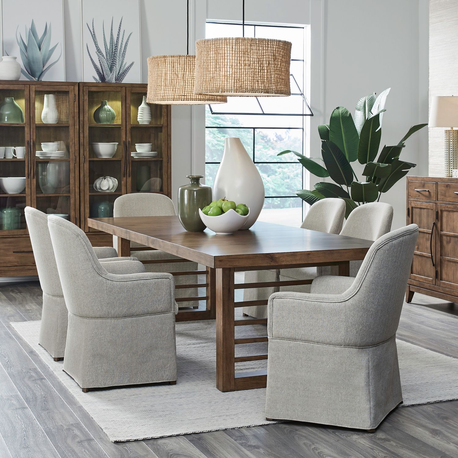 Shaker Lakes - Pedestal Table Set