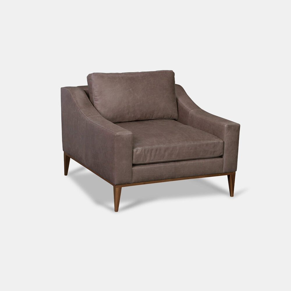 Haut Leather Chair