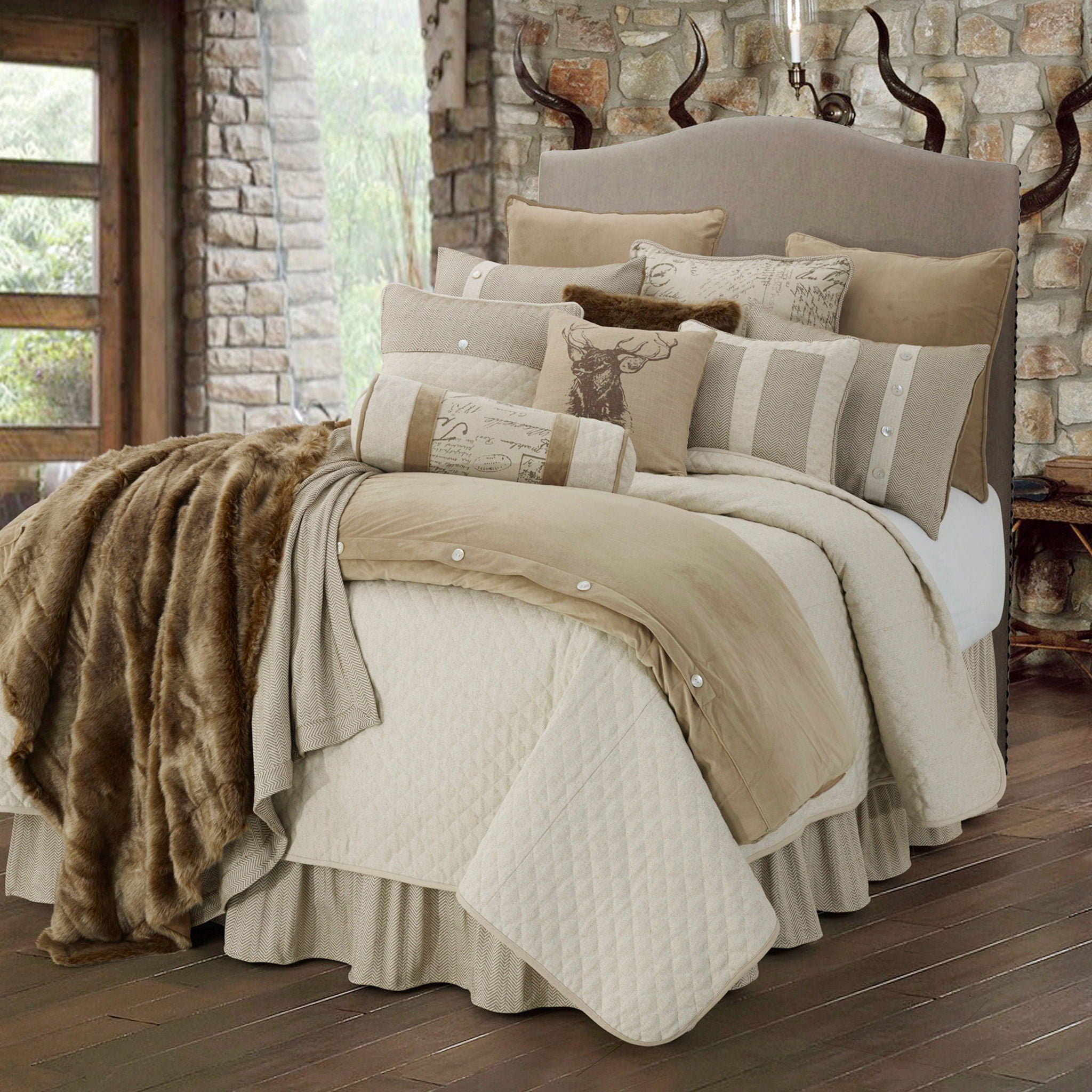 Fairfield - King Linen Coverlet Set (Set of 4) - Cream / Tan
