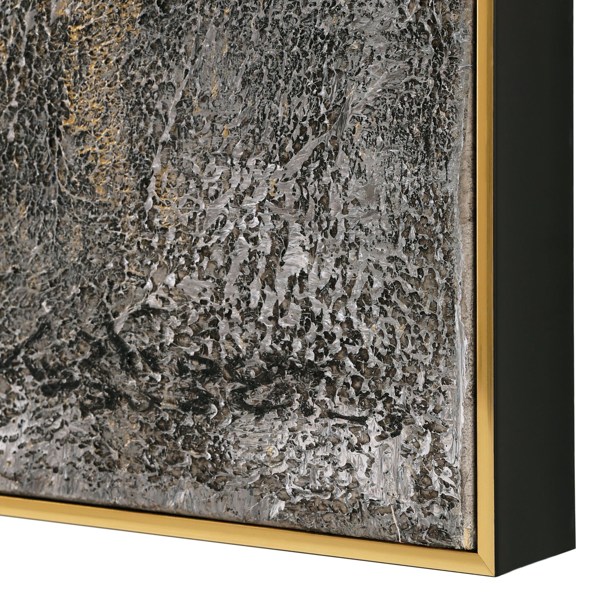 Liu Mengzhou's Flickering Embers
