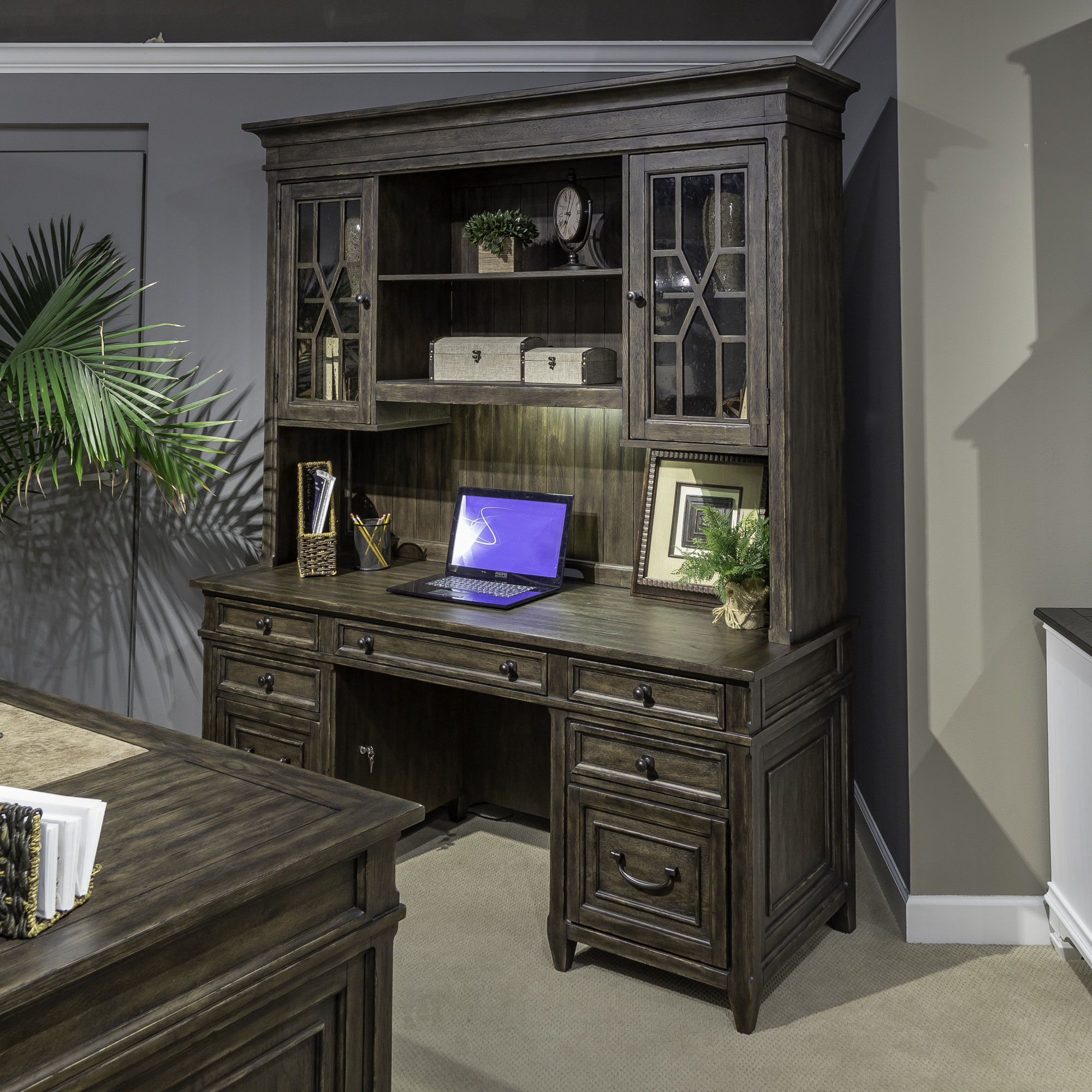 Paradise Valley - Executive Credenza Hutch - Saddle Brown
