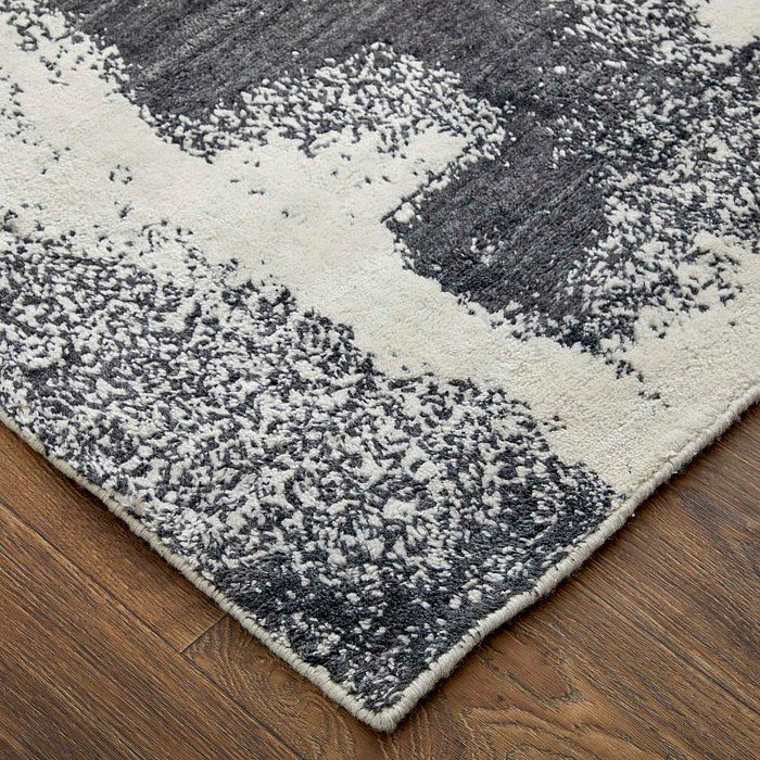 CODA Collection - 8930F Black/White
