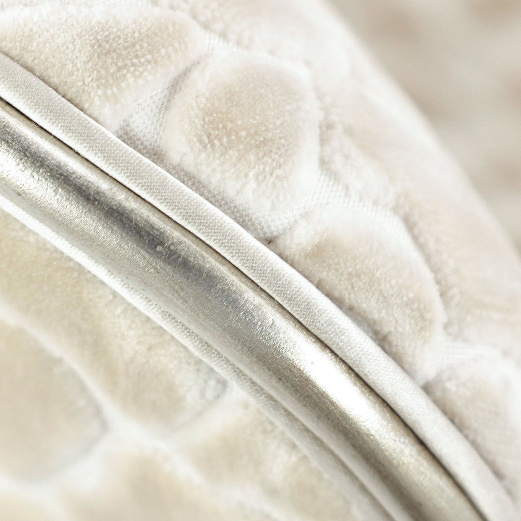 Bangle Chair