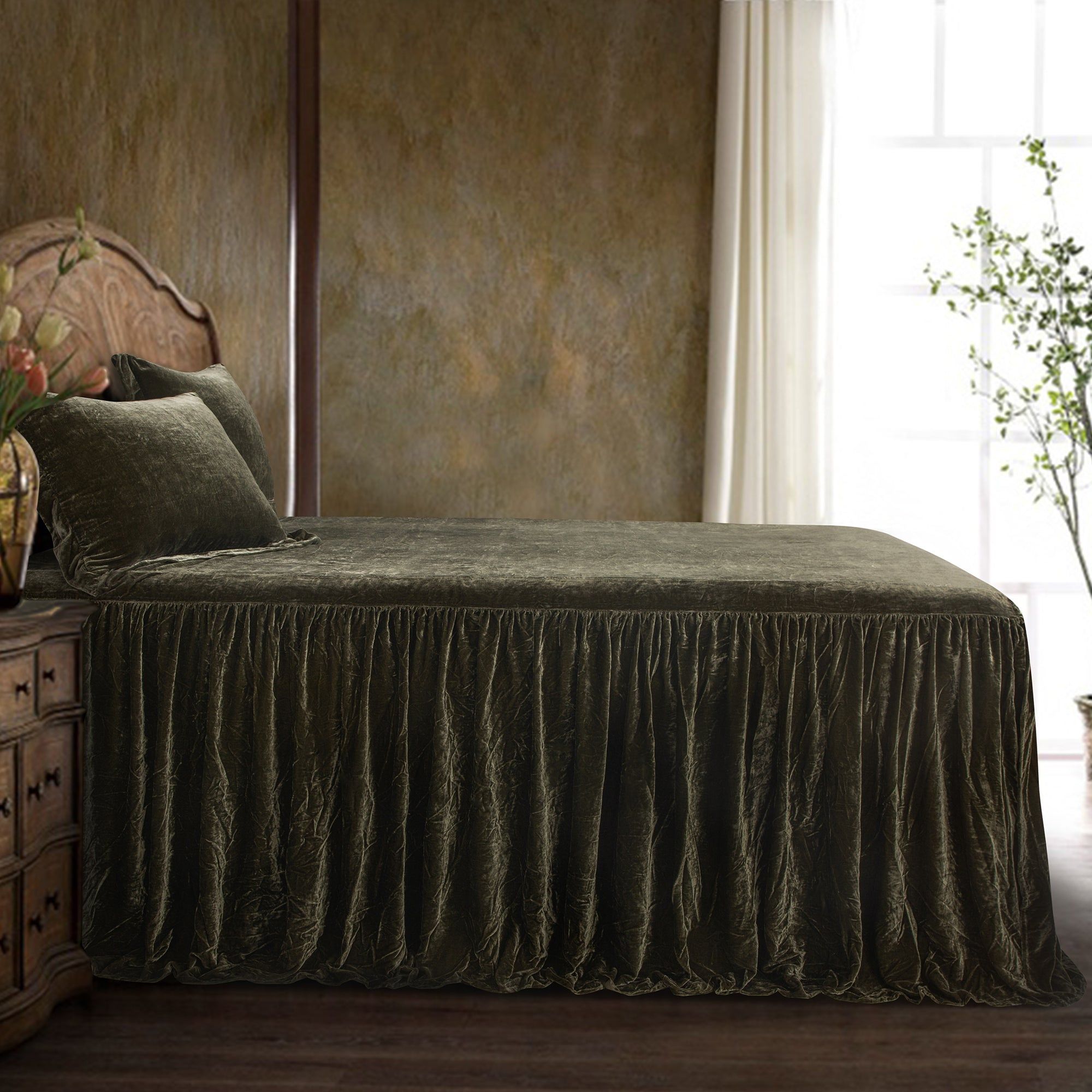 Stella - Queen Faux Silk Velvet Bedspread Set (Set of 3) - Fern Green