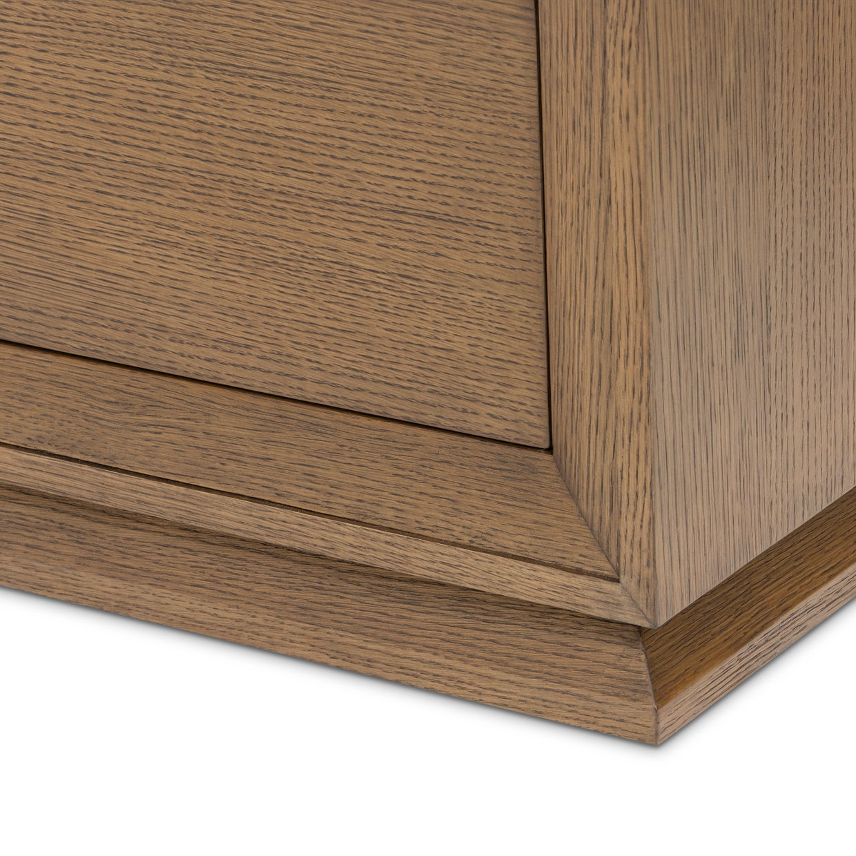 Portrait - Dresser