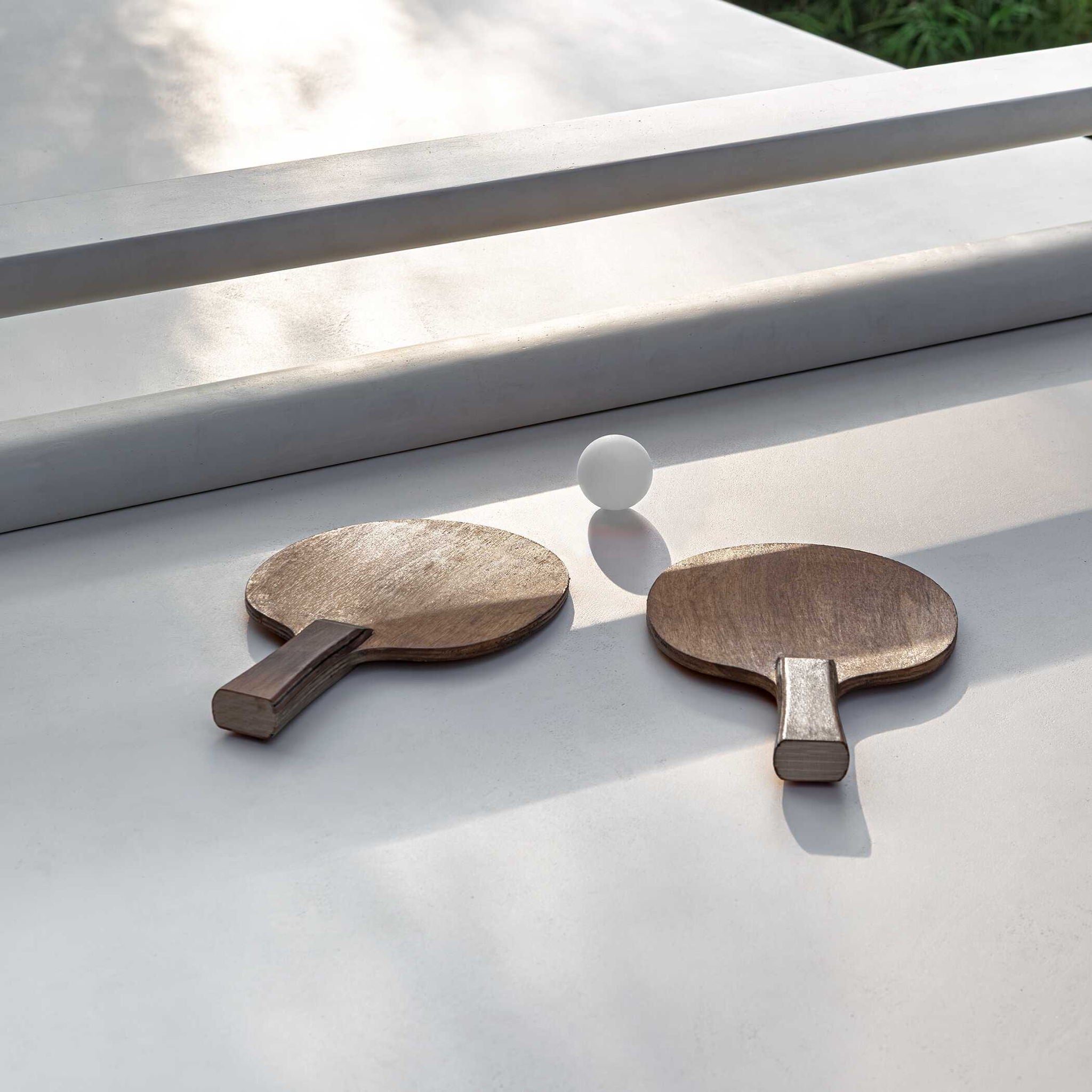 Stonewood - Indoor-Outdoor Ping-Pong Dining Table - White / Woodtone