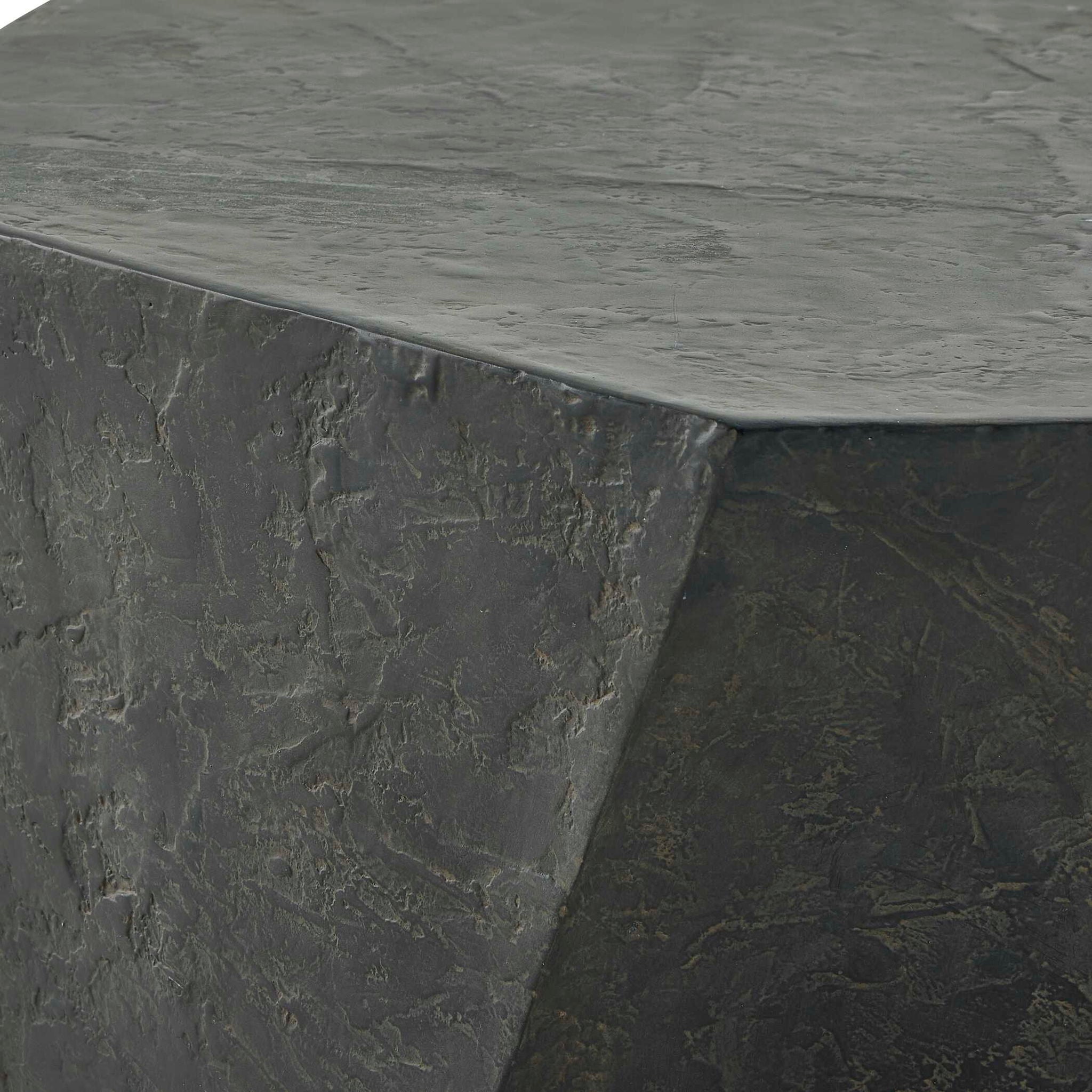 Parra - Outdoor Table
