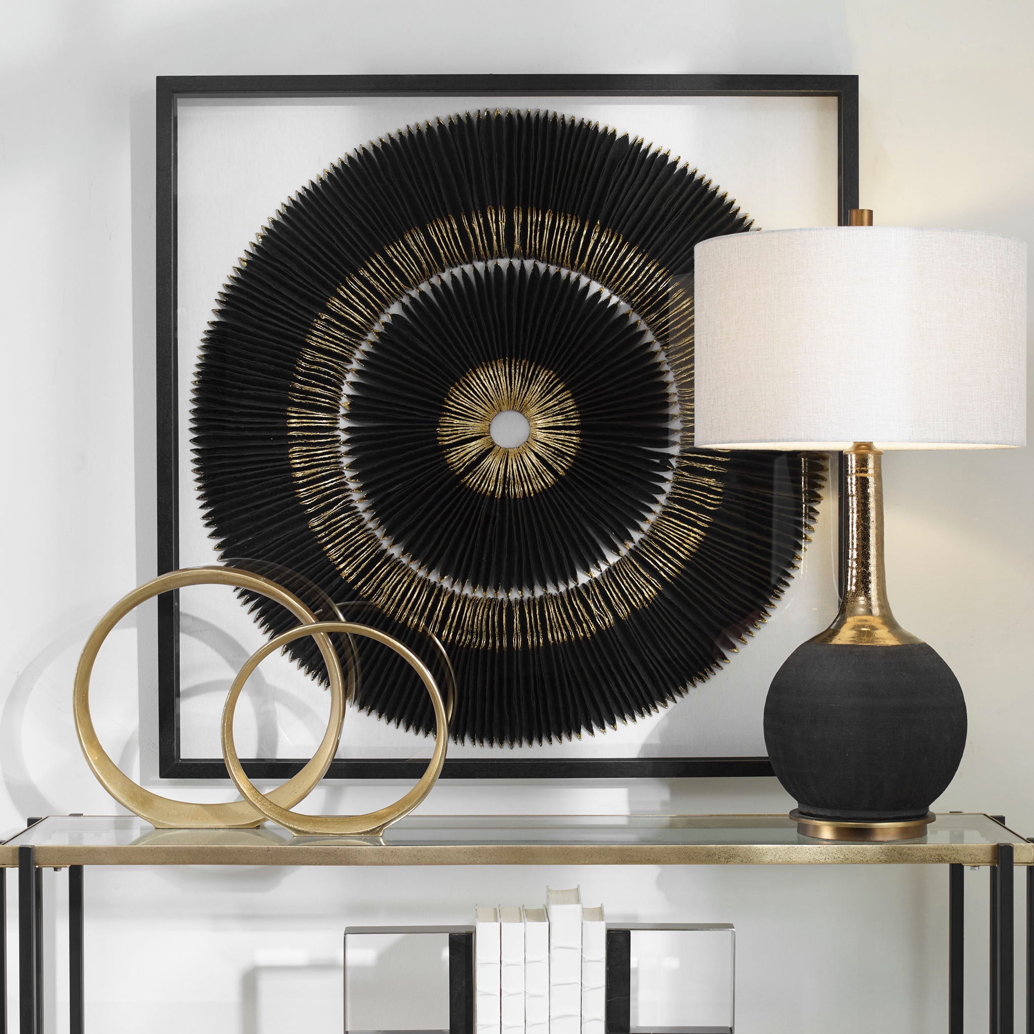 Sandara - Shadow Box - Black And Gold